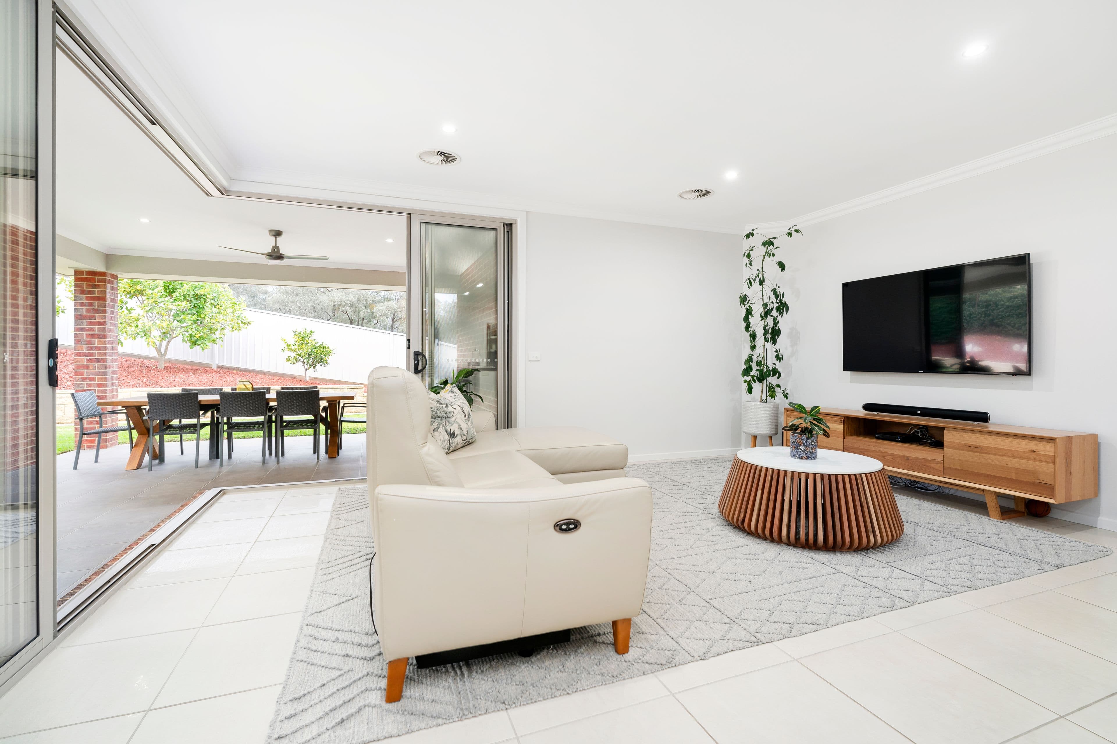 26 Mountain View Drive, Lavington NSW 2641, Lavington - Thumbnail 4