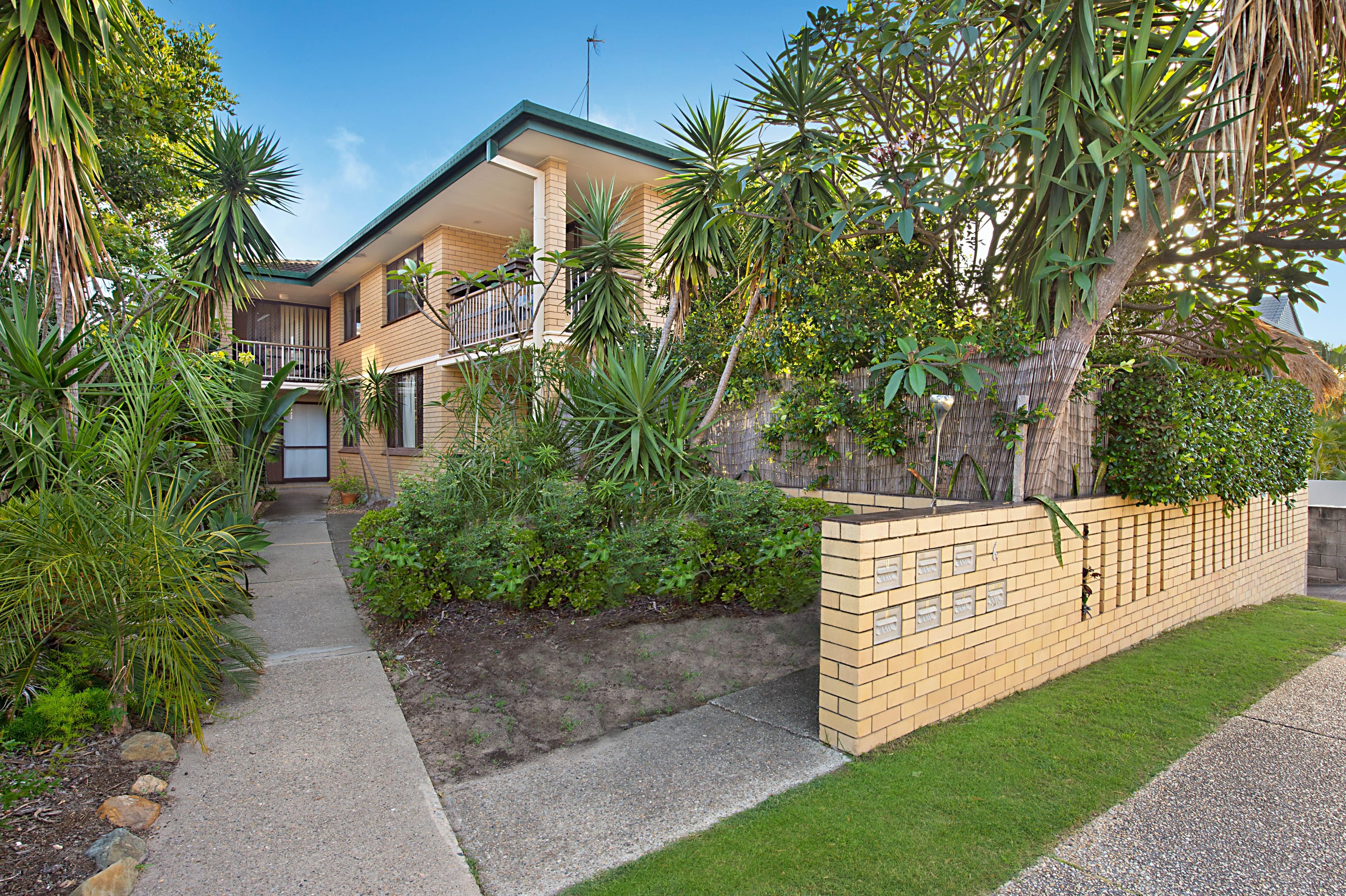6 Rosewood Avenue, Broadbeach QLD 4218, Broadbeach - Thumbnail 6