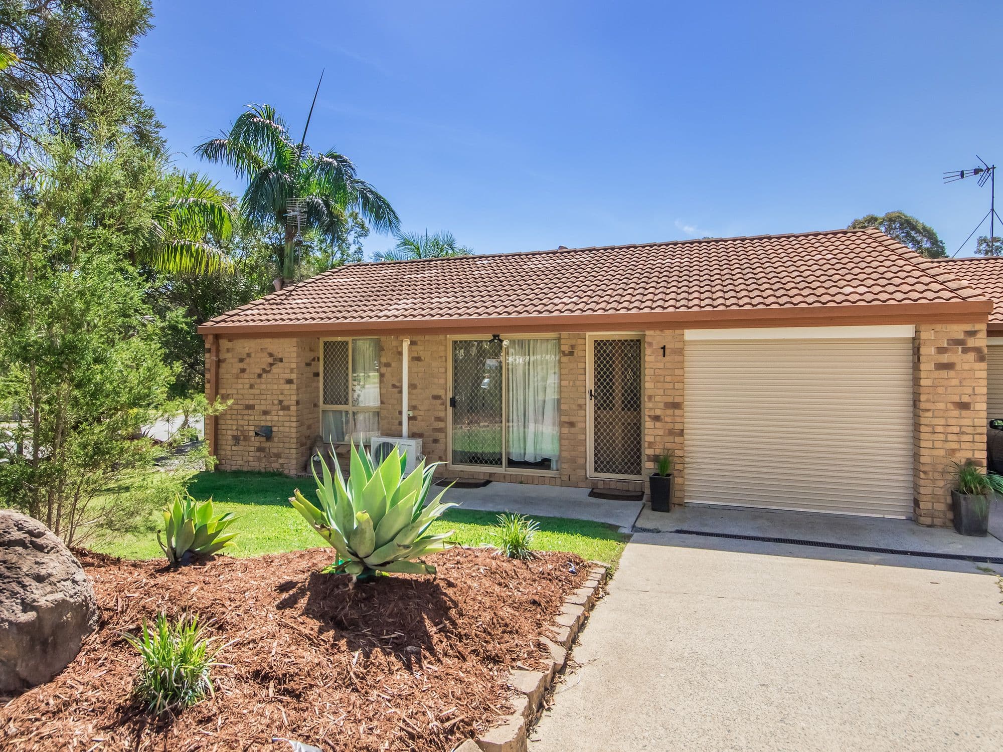 96 Village Way, Oxenford QLD 4210, Oxenford - Thumbnail 3