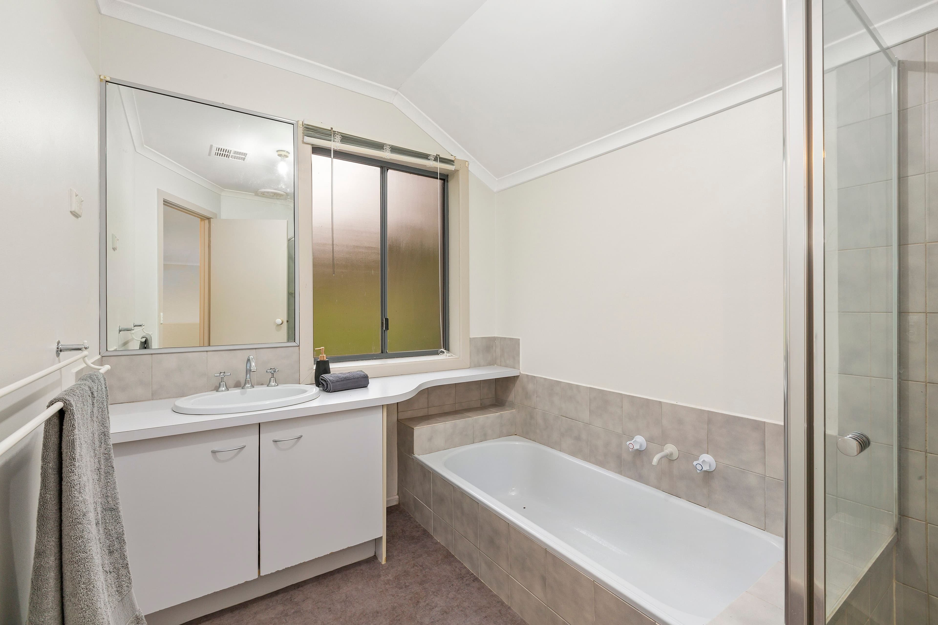28 Ashton Rise, Doncaster East VIC 3109, Doncaster East - Thumbnail 8
