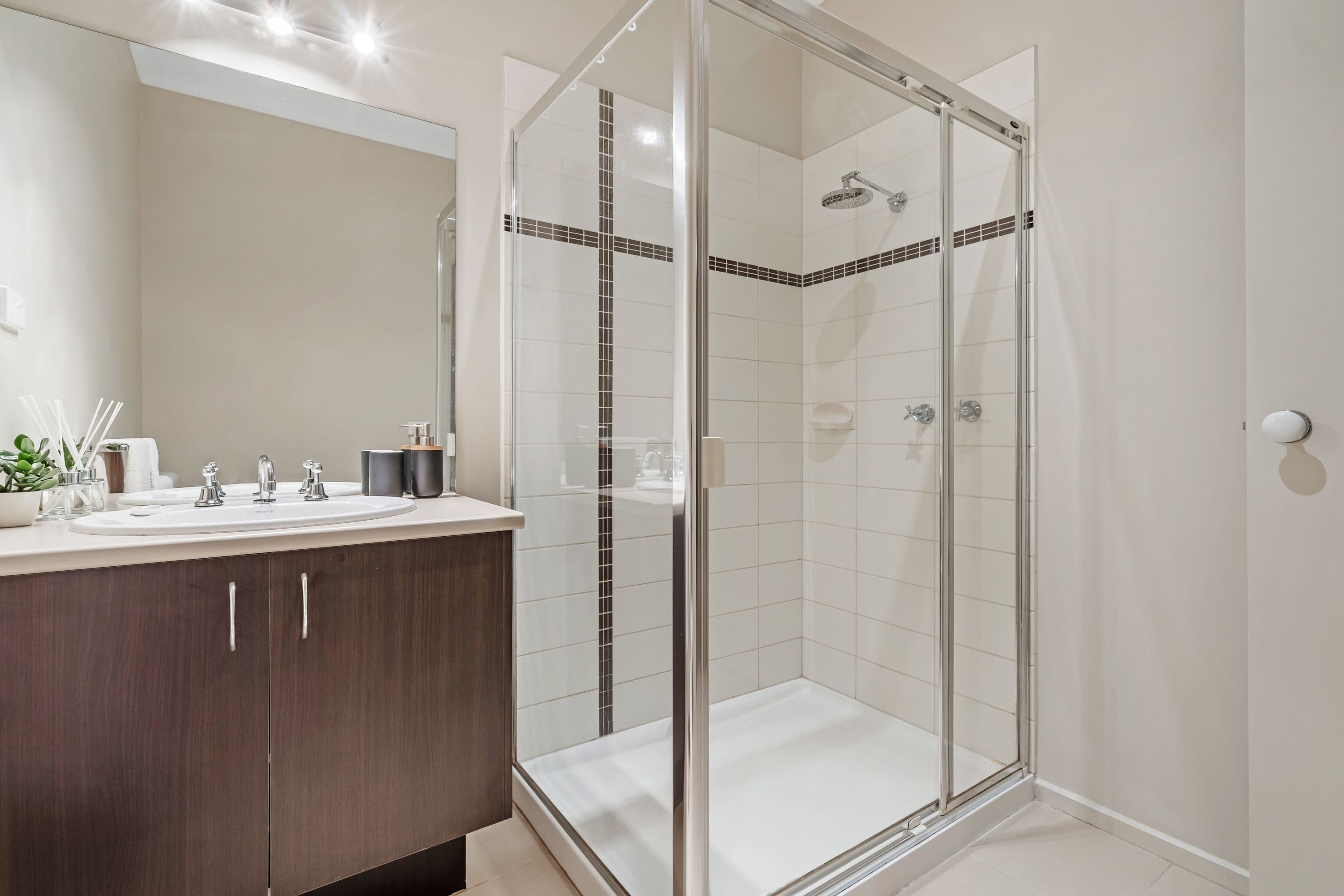 10 Glengarry Place, Craigieburn VIC 3064, Craigieburn - Thumbnail 7