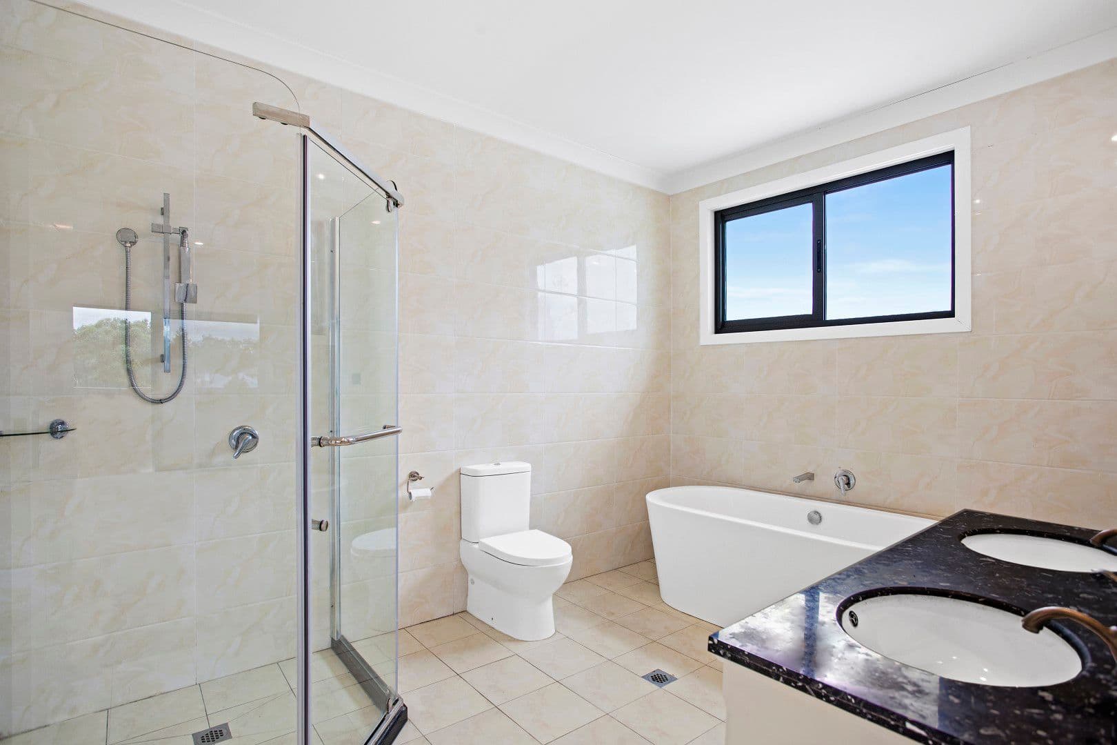 15 windsorgreen Drive, Kooindah Waters
Wyong 2259, New South Wales, Wyong - Thumbnail 7