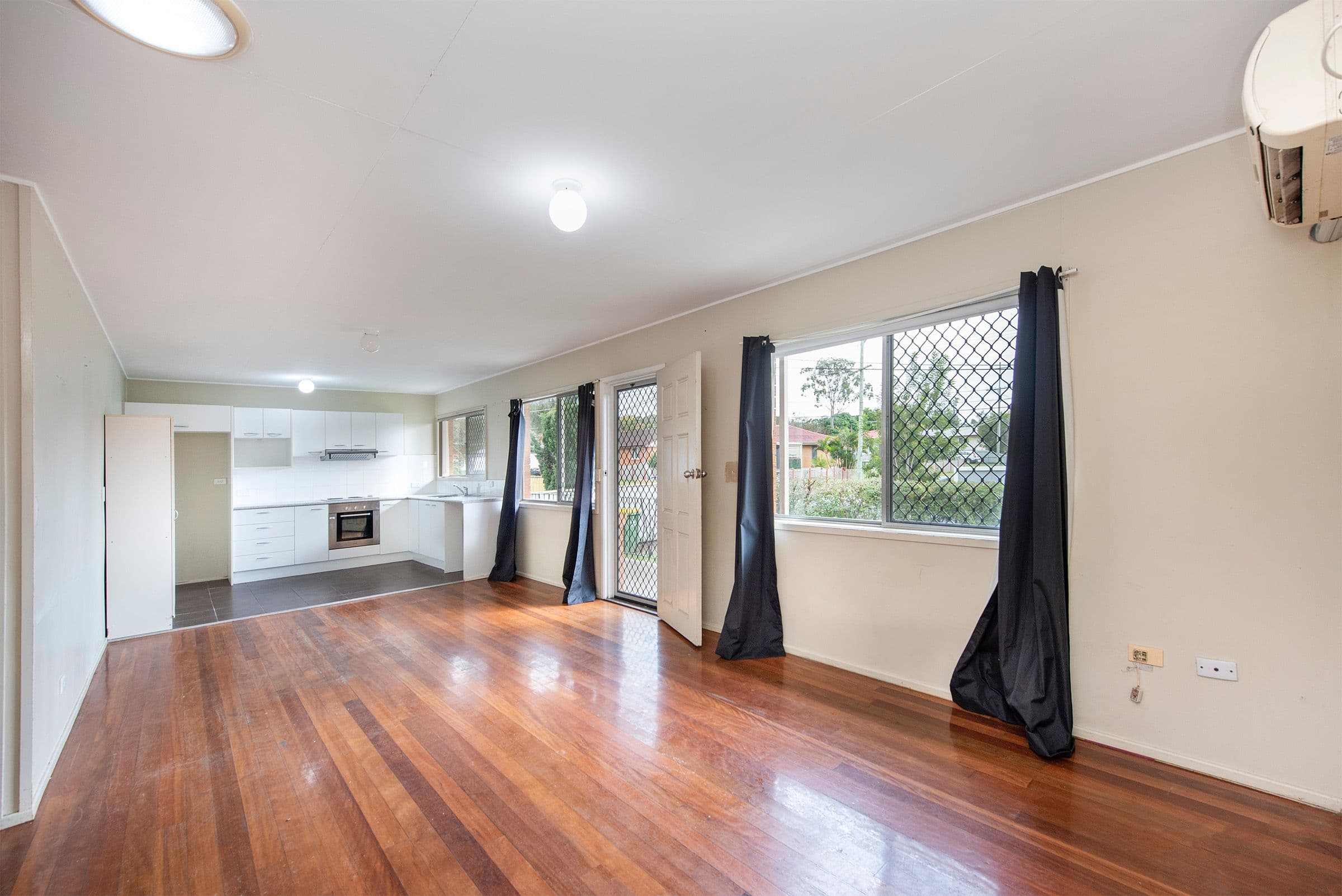 60 Ellen Street, Kingston QLD 4114, Kingston - Image 1
