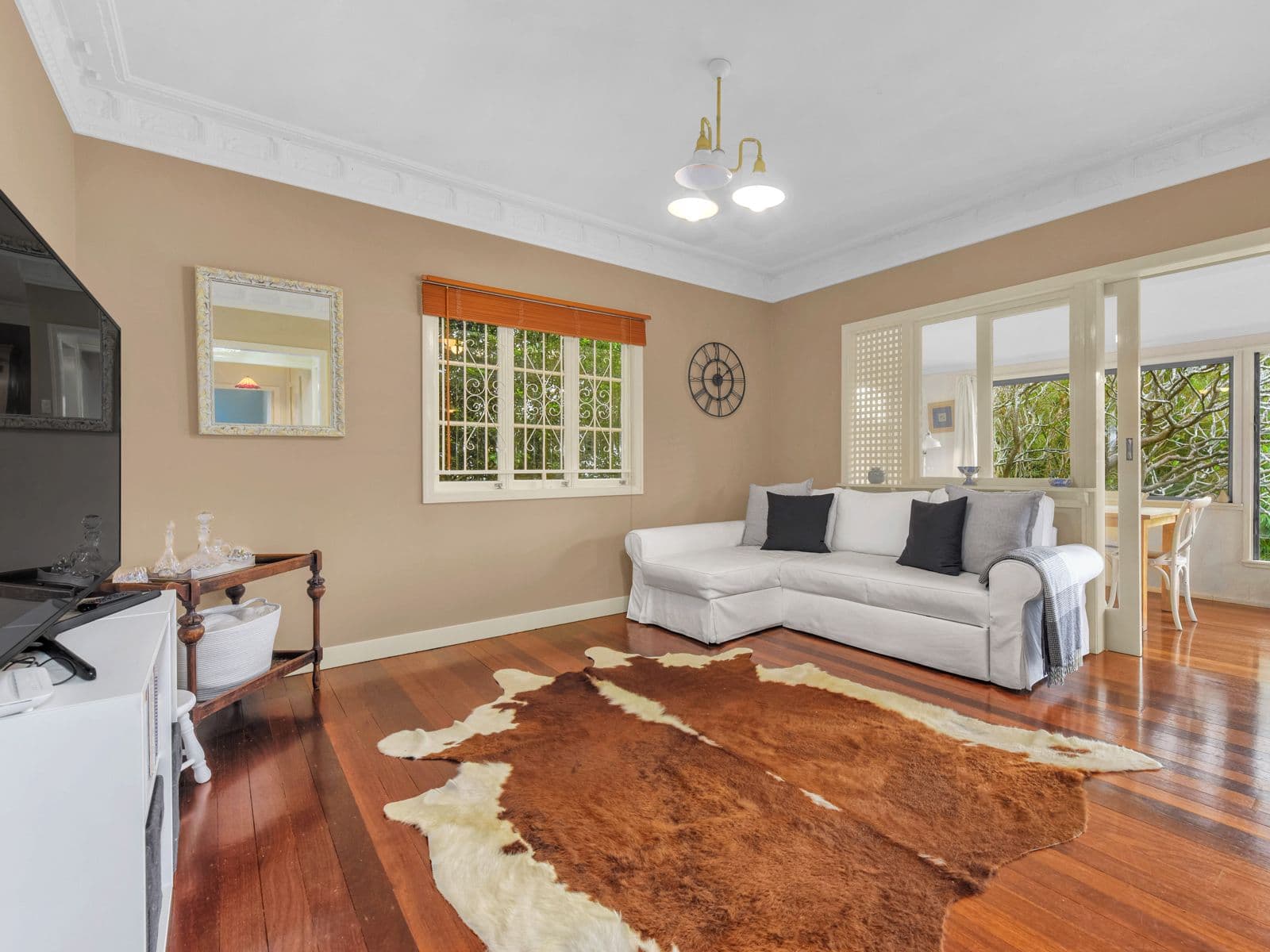 128 Arnold Street, Holland Park QLD 4121, Holland Park - Thumbnail 2