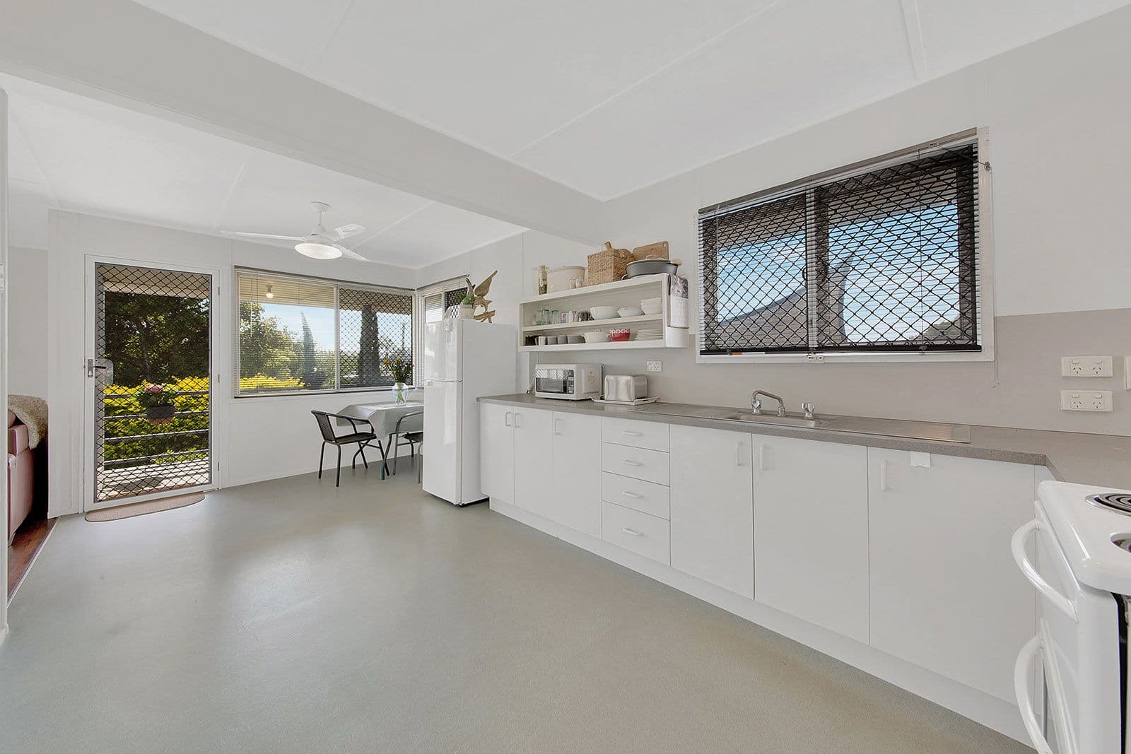 95 O'Connell Street, Barney Point QLD 4680, Barney Point - Thumbnail 5