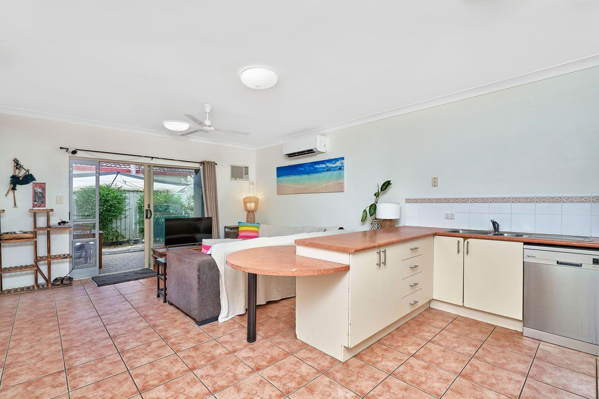9-11 Oyster Court, Trinity Beach QLD 4879, Trinity Beach - Thumbnail 2