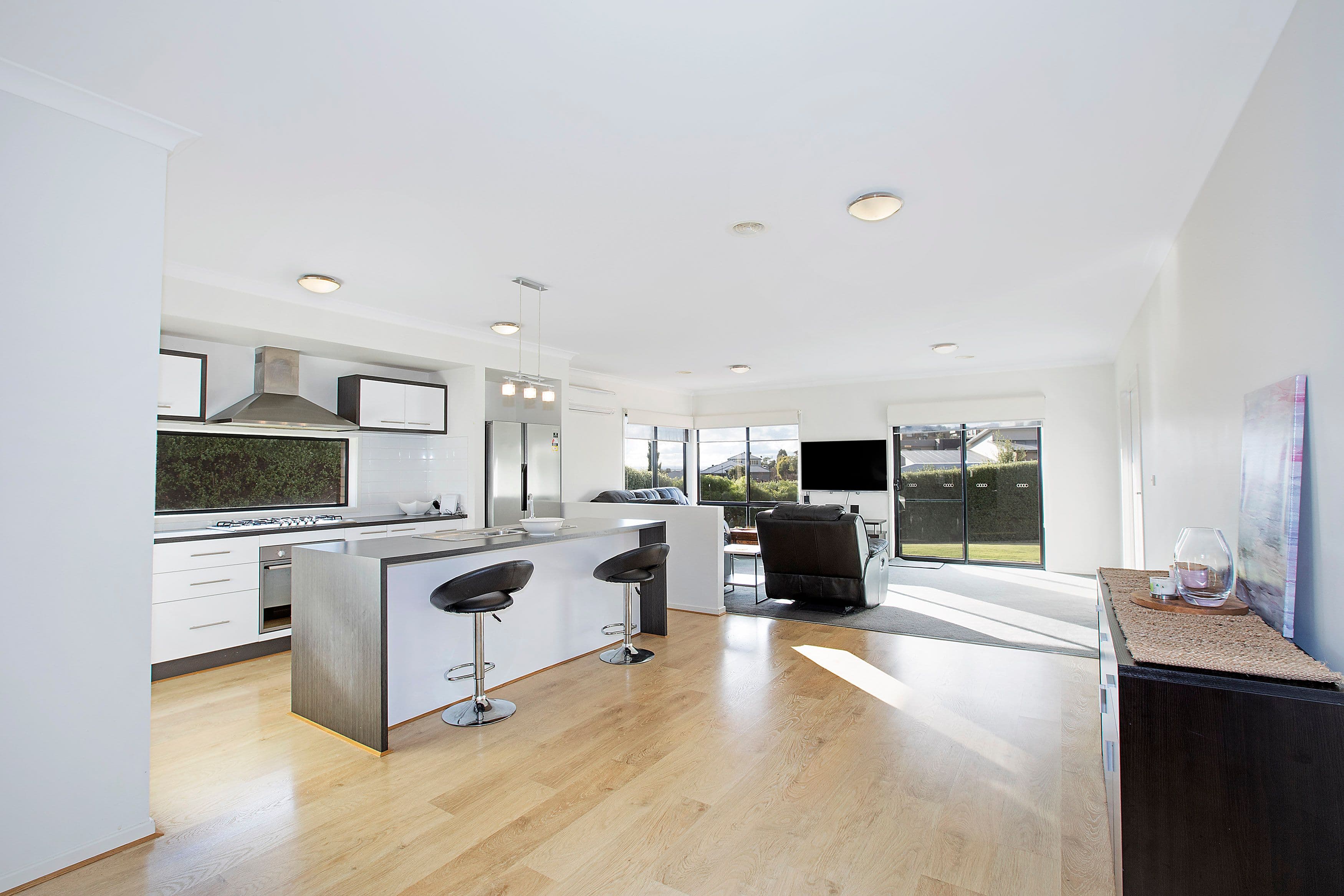 54 Province Boulevard, Highton VIC 3216, Highton - Thumbnail 6