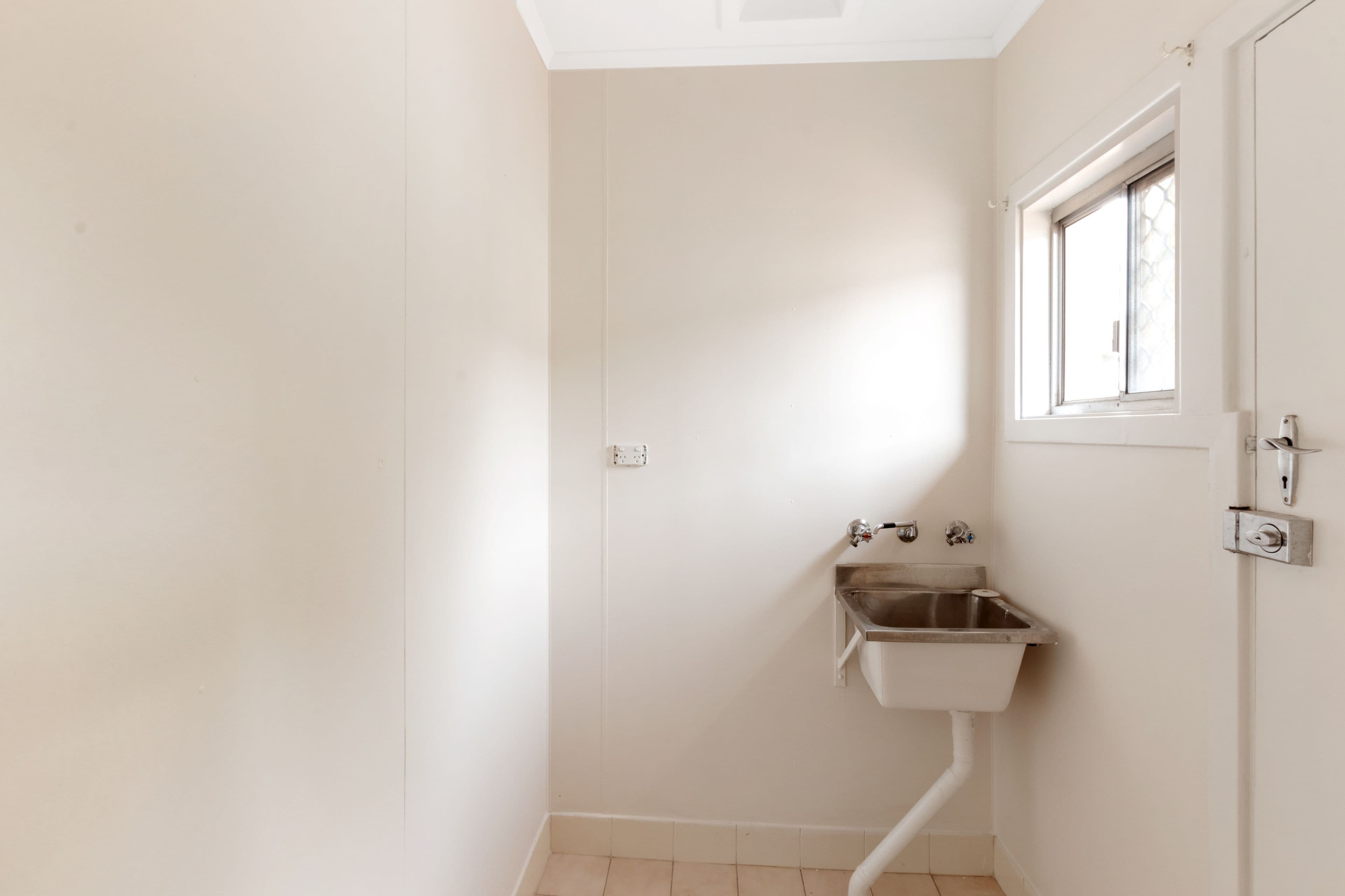 8/4 Barrington Avenue, Semaphore South SA 5019, Semaphore South - Thumbnail 4