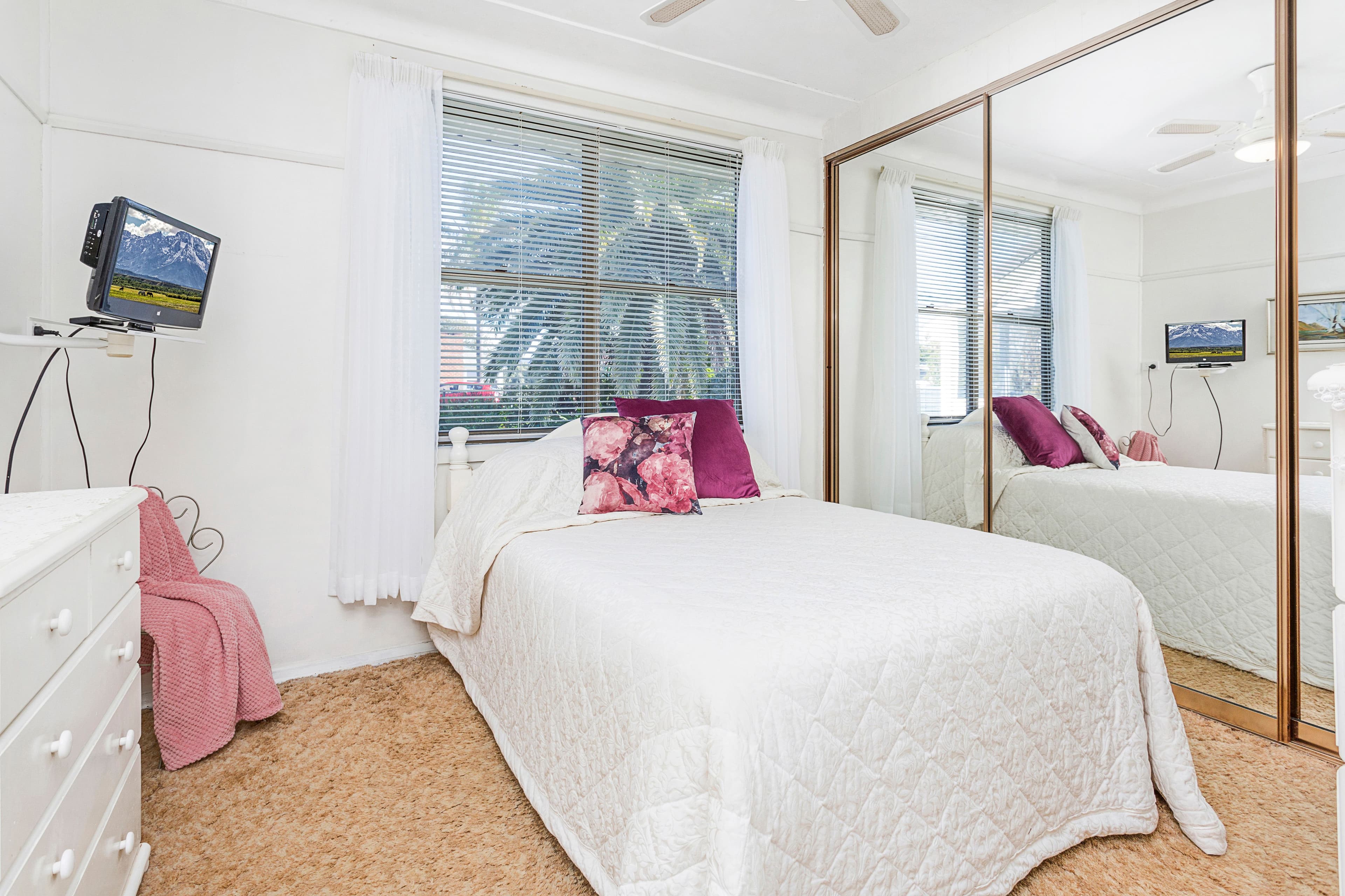 42 Lindsay Street, Unanderra - Thumbnail 8