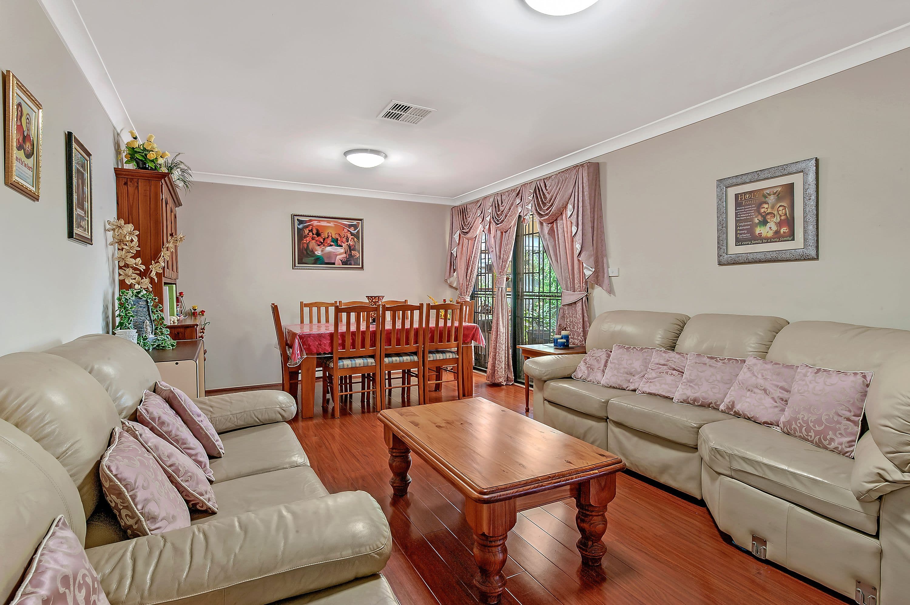 21 Royal Avenue, Plumpton - Thumbnail 2