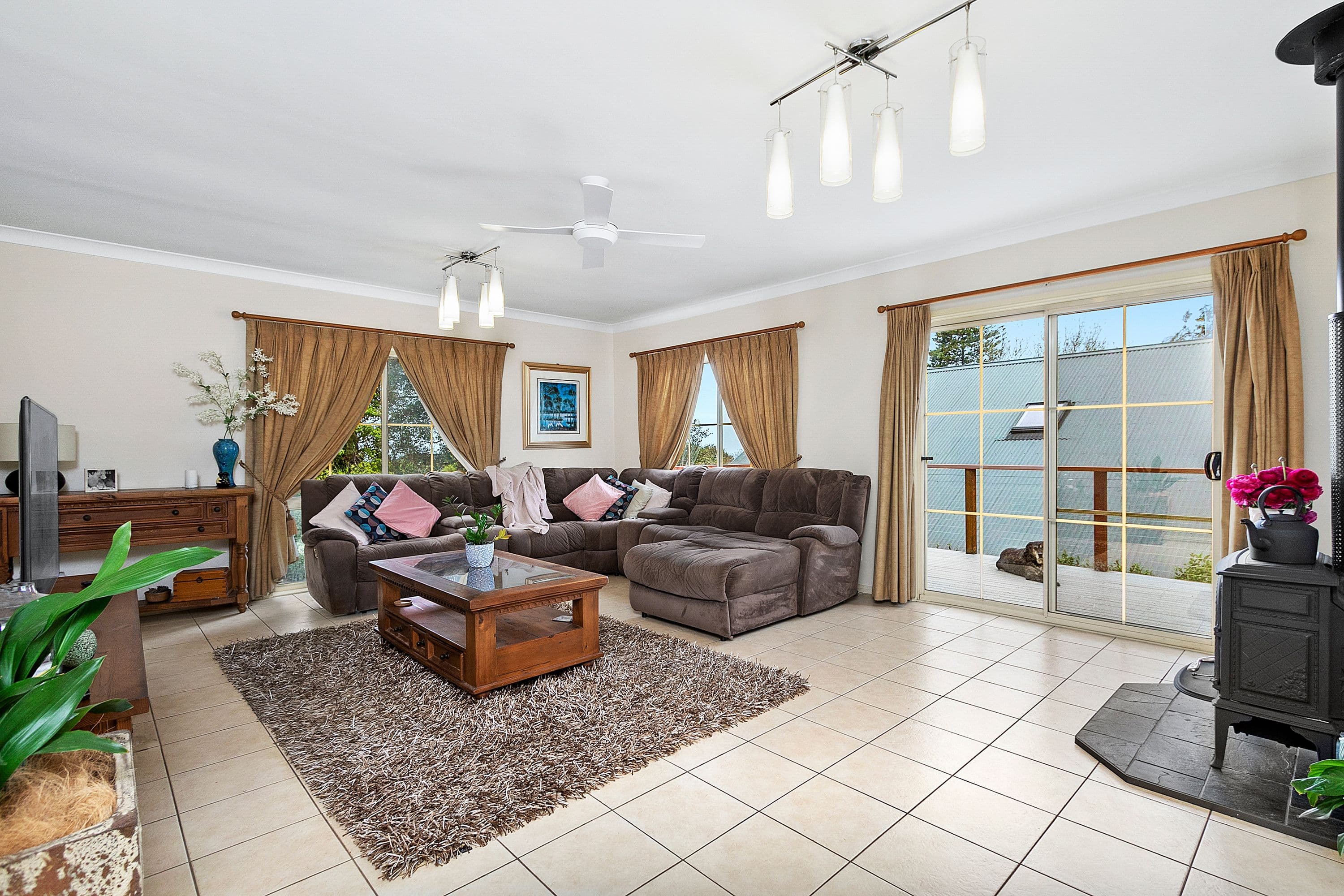 15 Warks Hill Road, Kurrajong Heights - Thumbnail 3