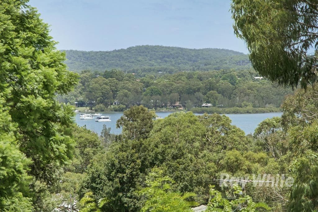 20 Sandra Street, Fennell Bay - Thumbnail 2
