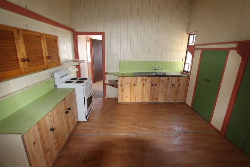 223 Alfred Street, Charleville QLD 4470, Charleville - Thumbnail 2