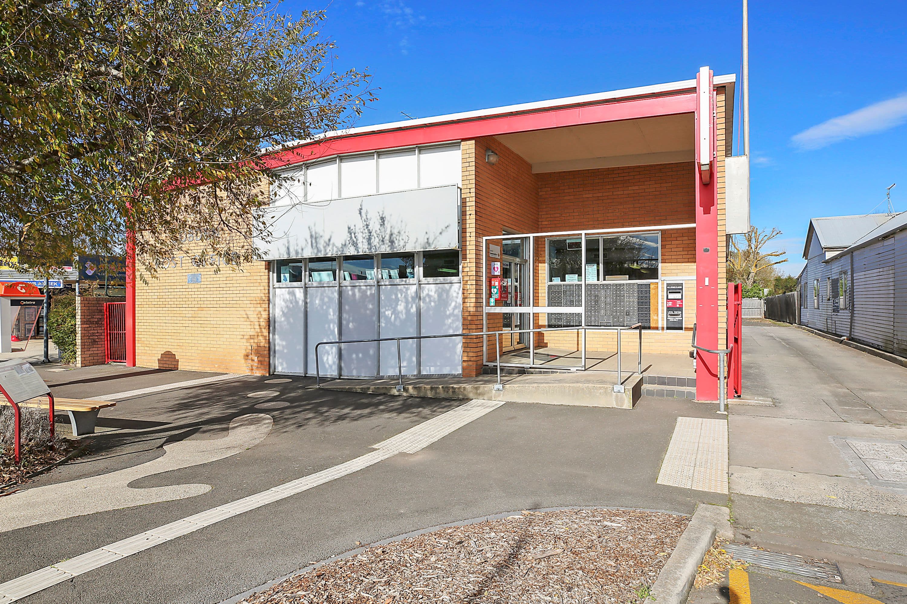 21 Curdie Street, Cobden VIC 3266, Cobden - Thumbnail 2