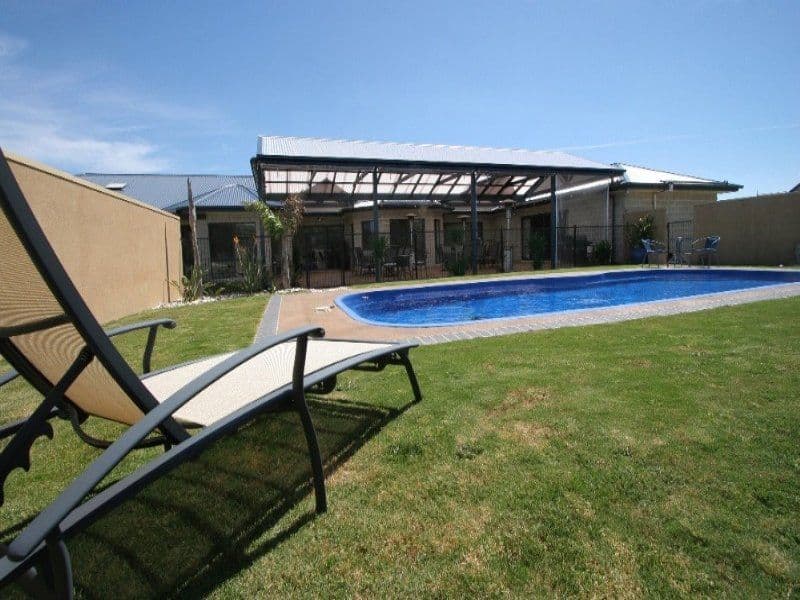 42-44 Lakes Boulevard, Pearcedale VIC 3912, Pearcedale - Thumbnail 3