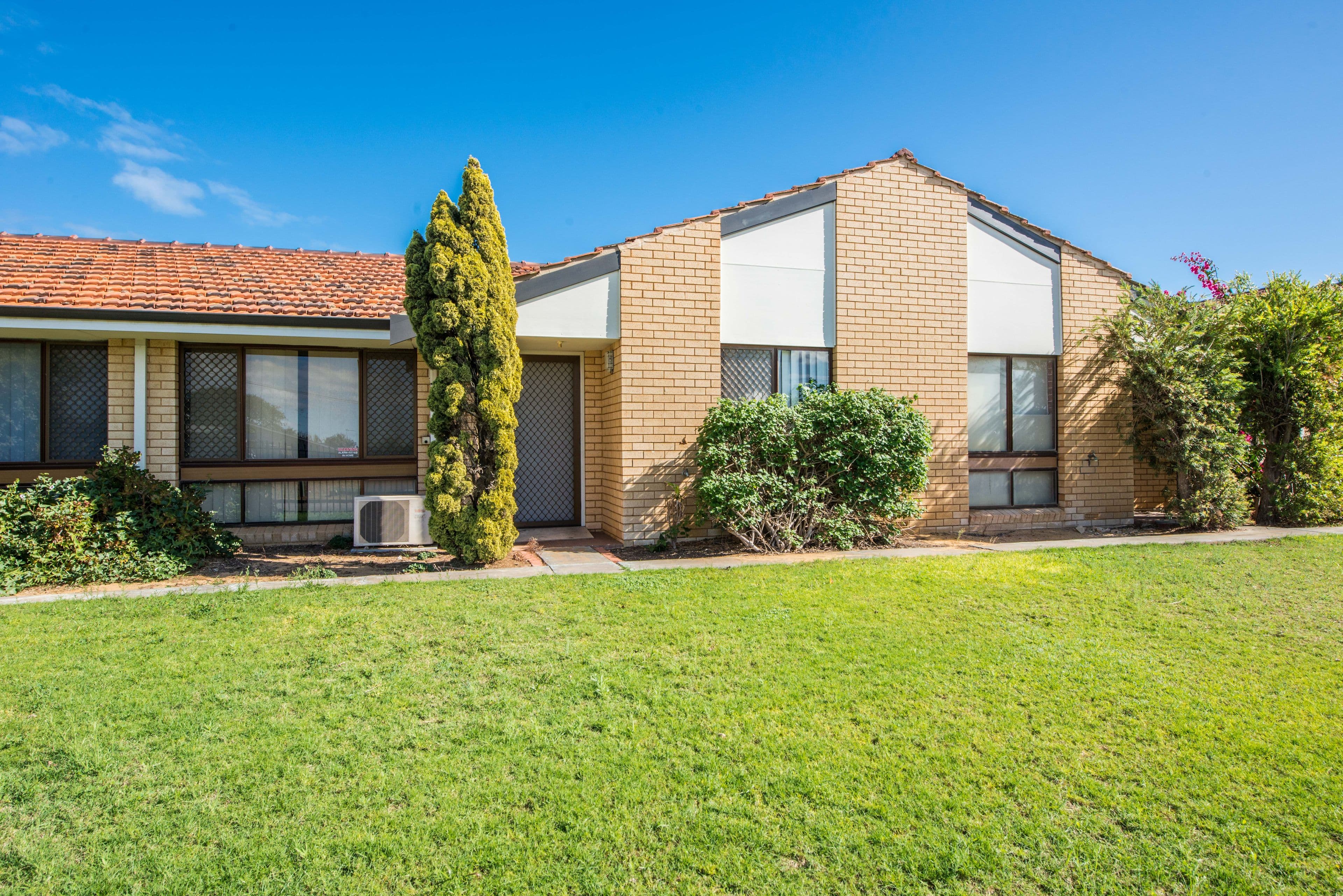 10/125 Railway Street, Bluff Point WA 6530, Bluff Point - Thumbnail 3