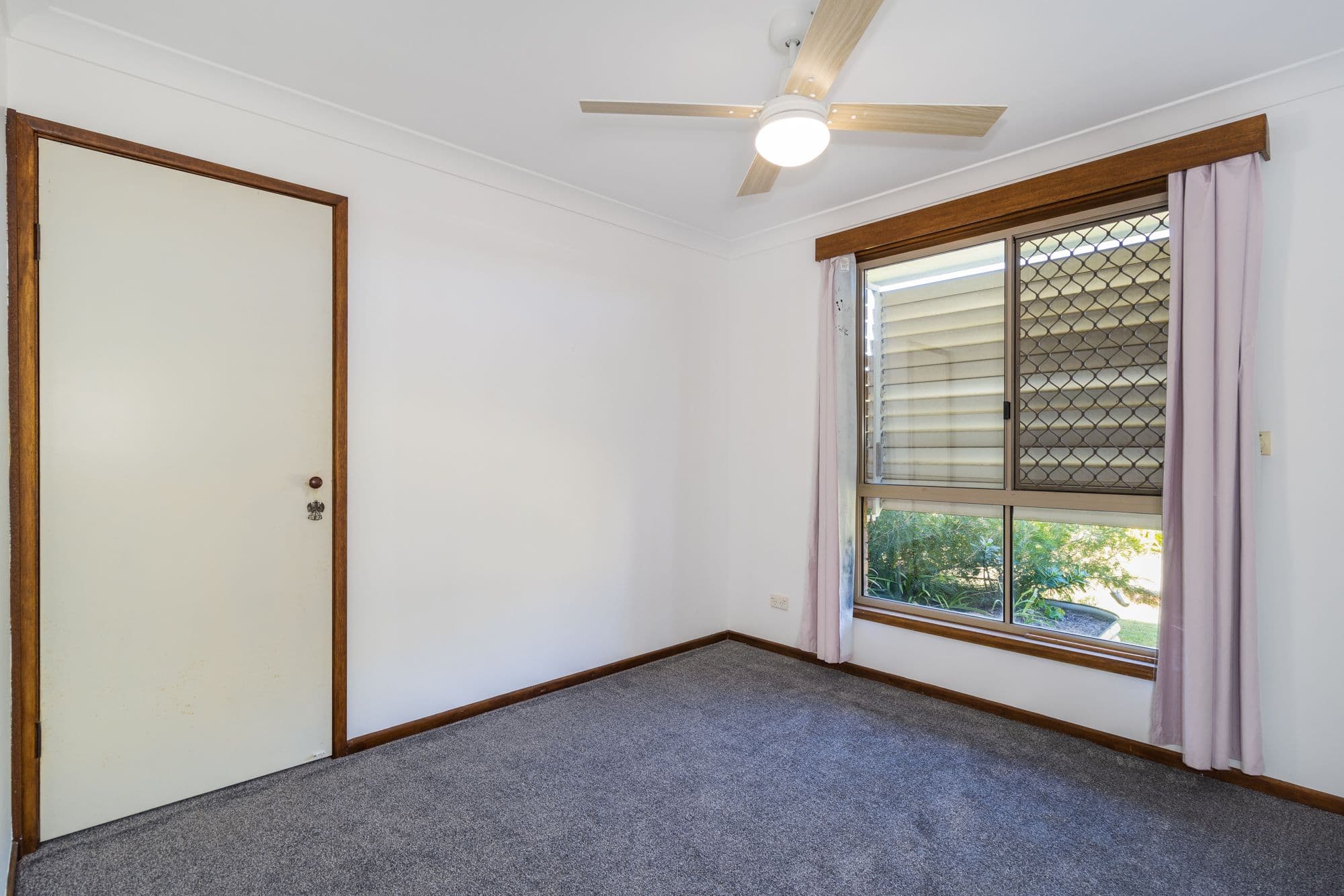 814 Boat Harbour Drive, Urangan QLD 4655, Urangan - Thumbnail 6