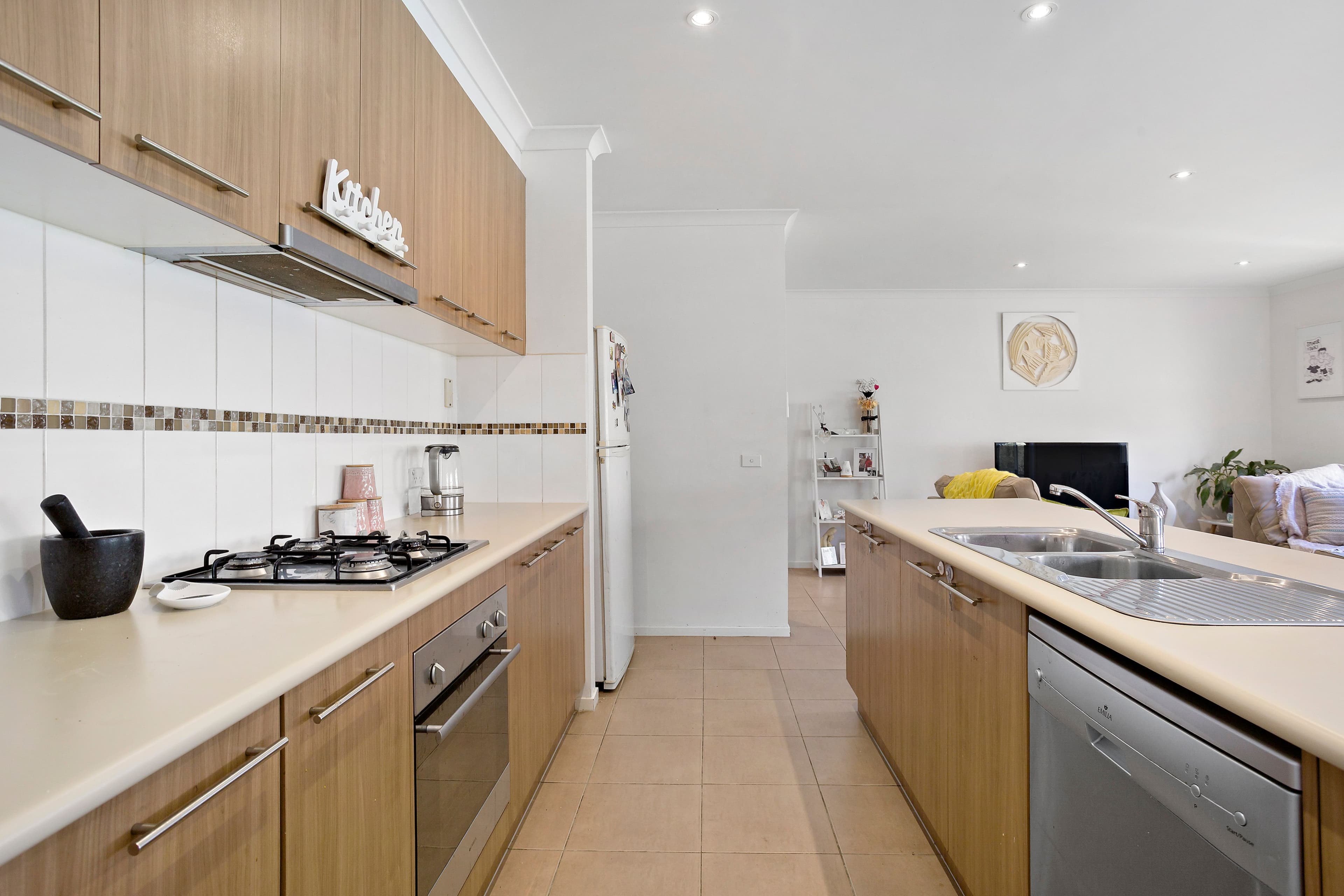 8 Haig Street, Mernda VIC 3754, Mernda - Thumbnail 3