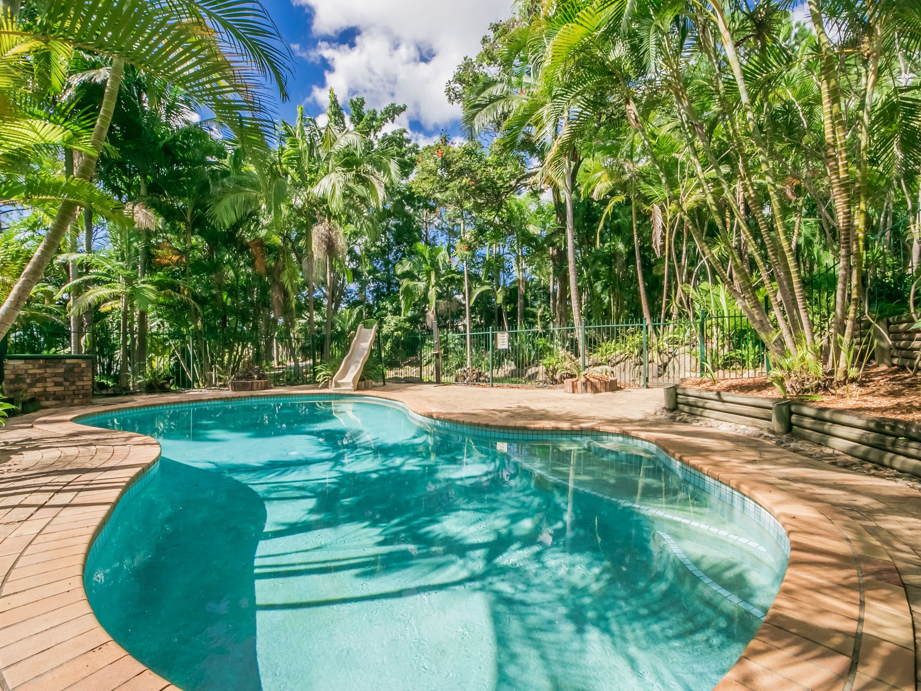 123 Glade Drive, Gaven QLD 4211, Gaven - Thumbnail 2