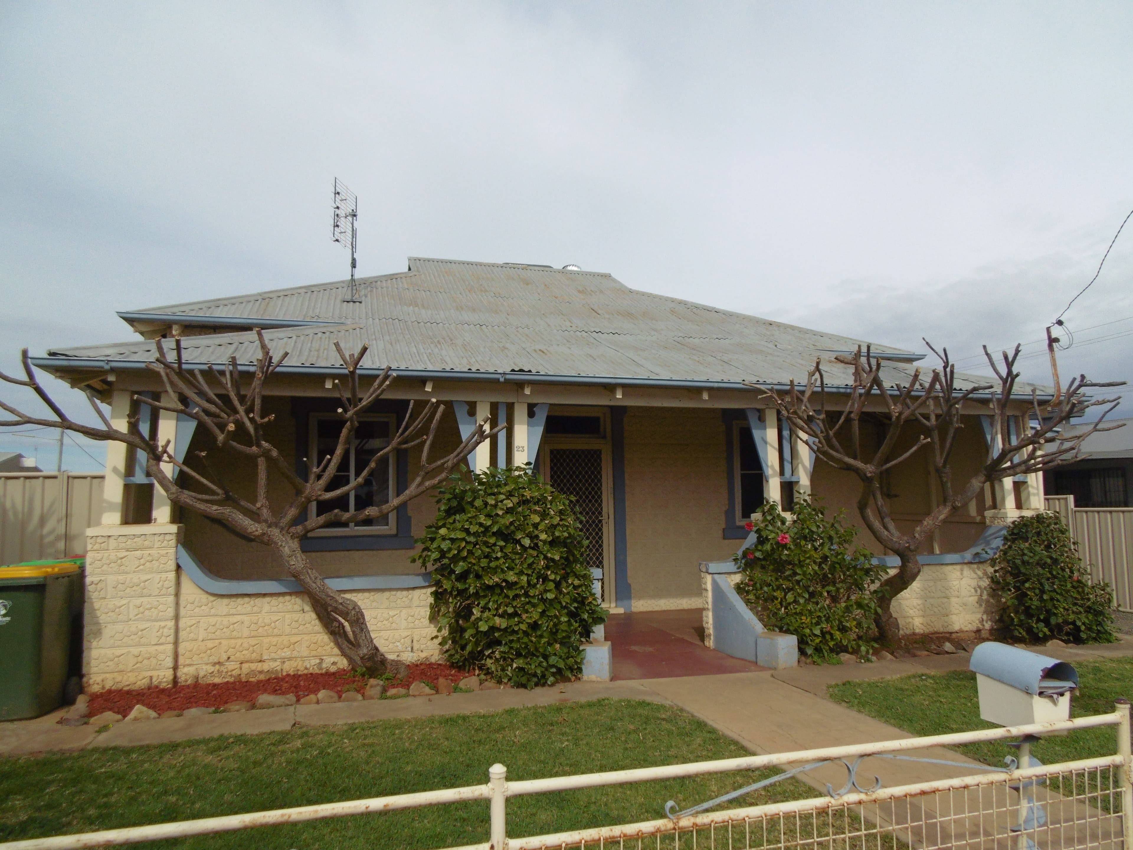 23 Victoria Street, Parkes NSW 2870, Parkes - Image 1