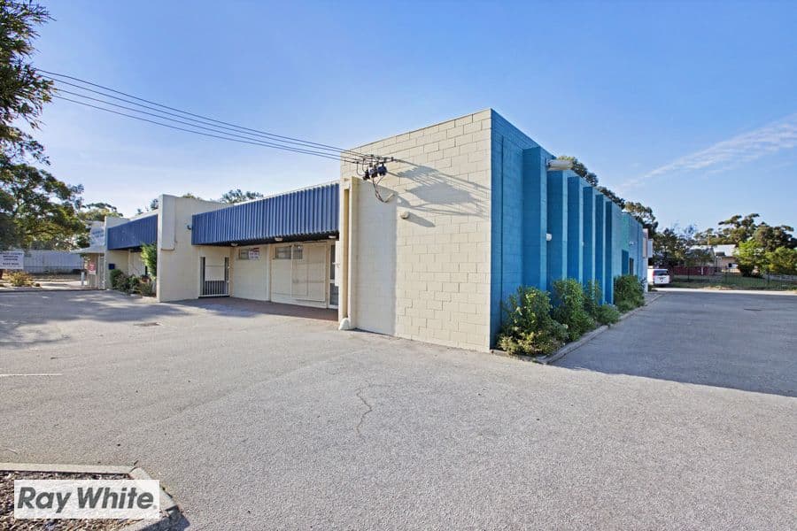 4 Wade Court, Girrawheen WA 6064, Girrawheen - Image 1