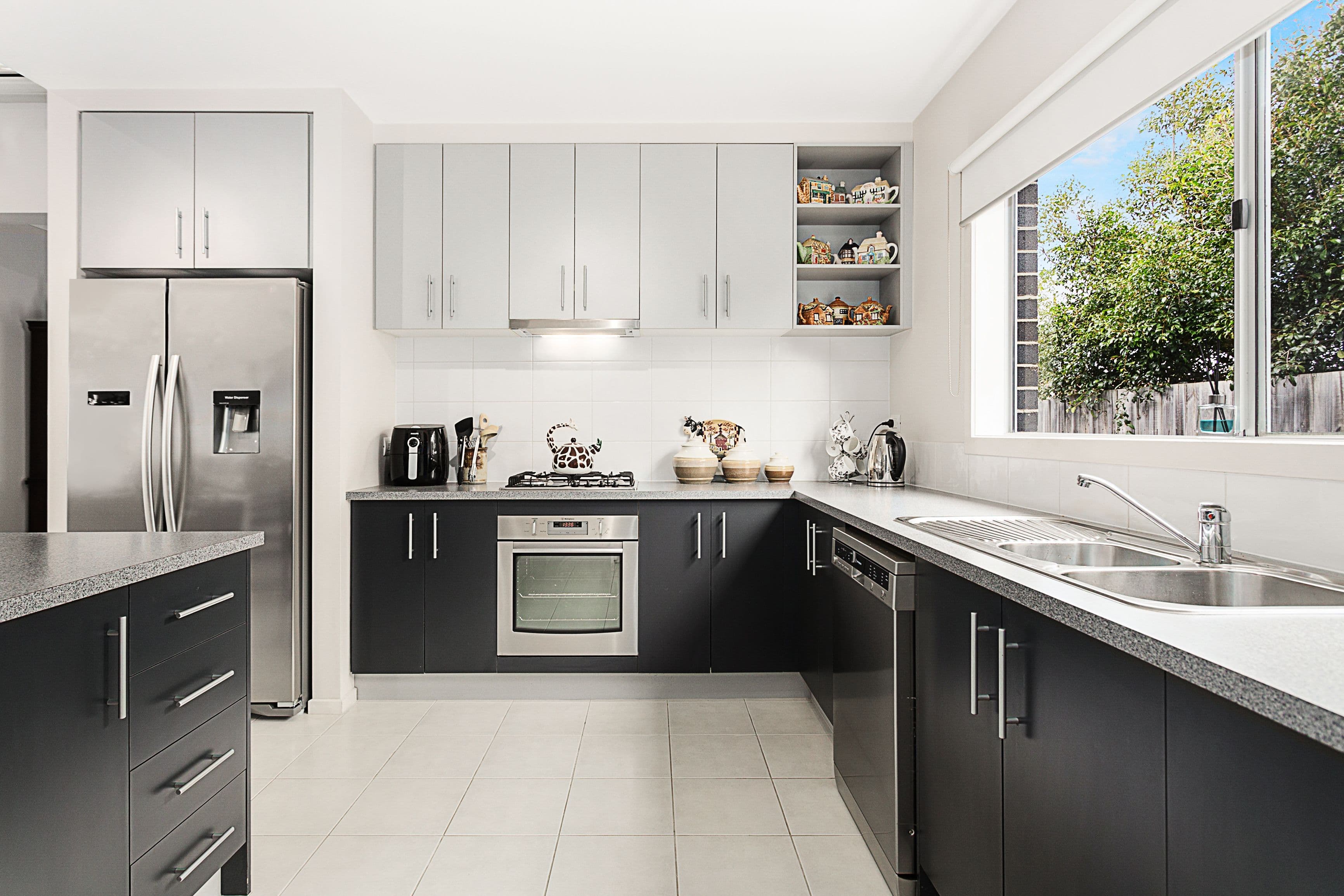 19 Richie Court, Drouin VIC 3818, Drouin - Thumbnail 2