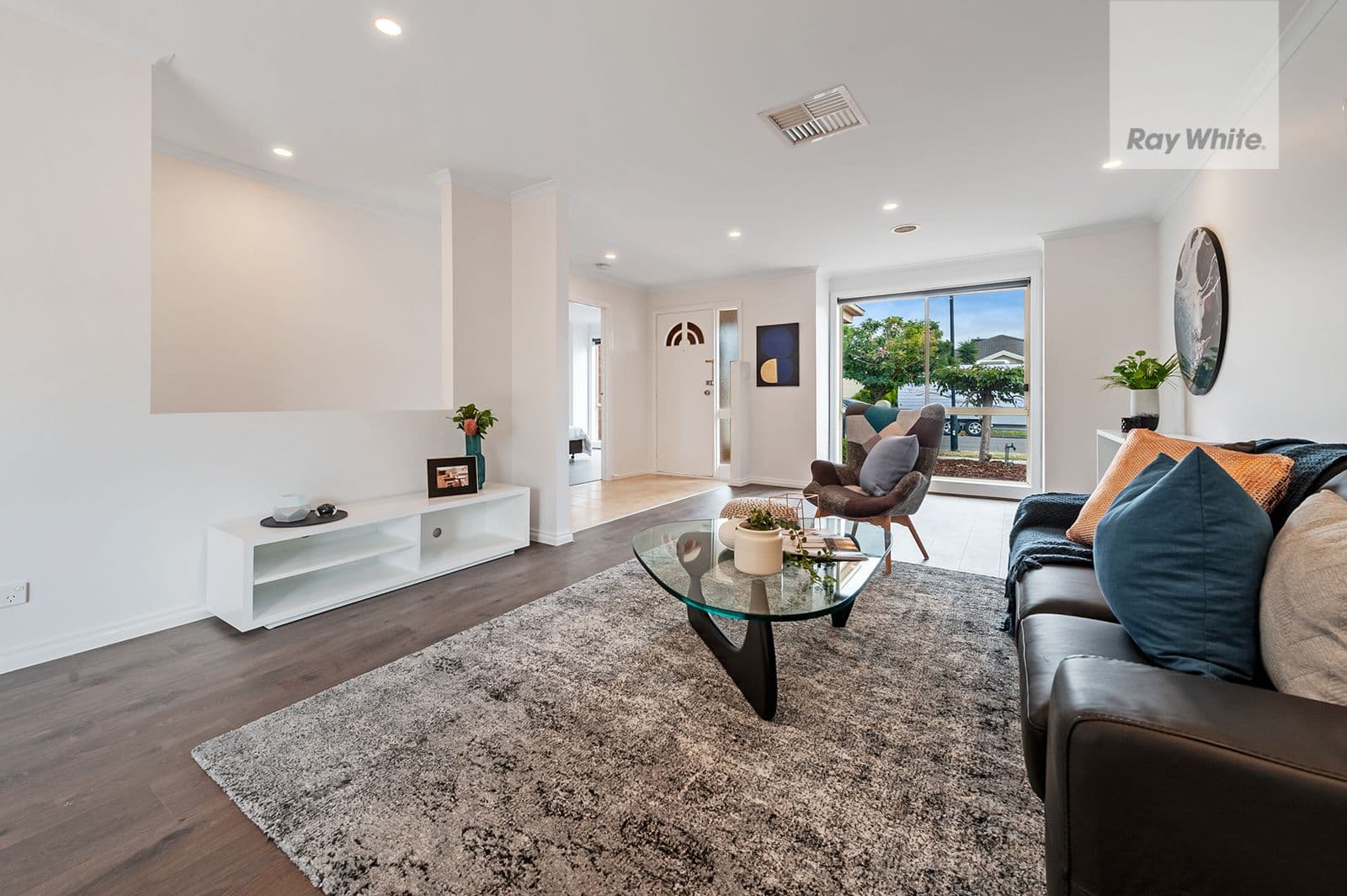 32 Cambridge Crescent, Roxburgh Park VIC 3064, Roxburgh Park - Thumbnail 2