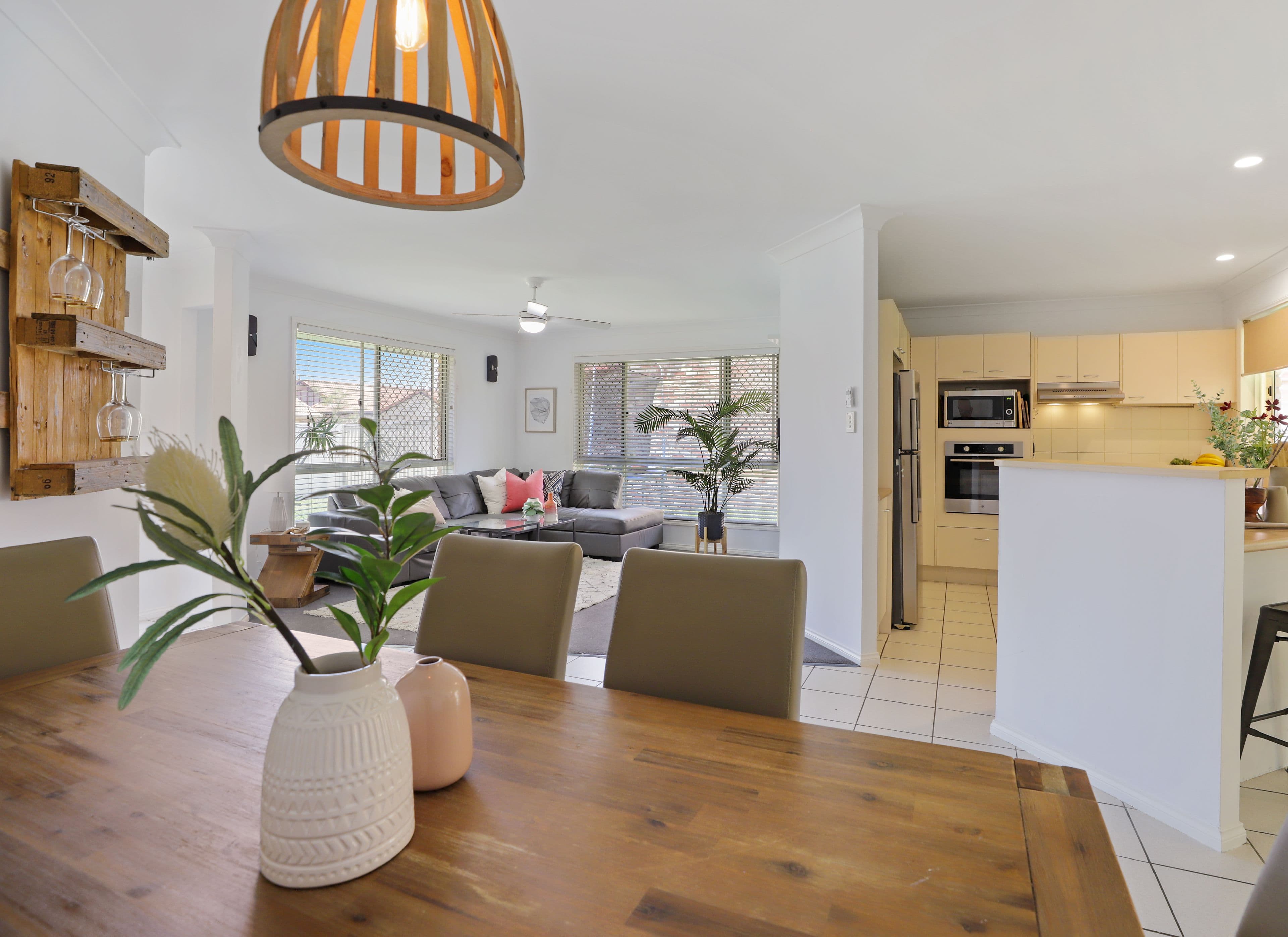 16 Bowerbird Place, Burleigh Waters QLD 4220, Burleigh Waters - Thumbnail 3