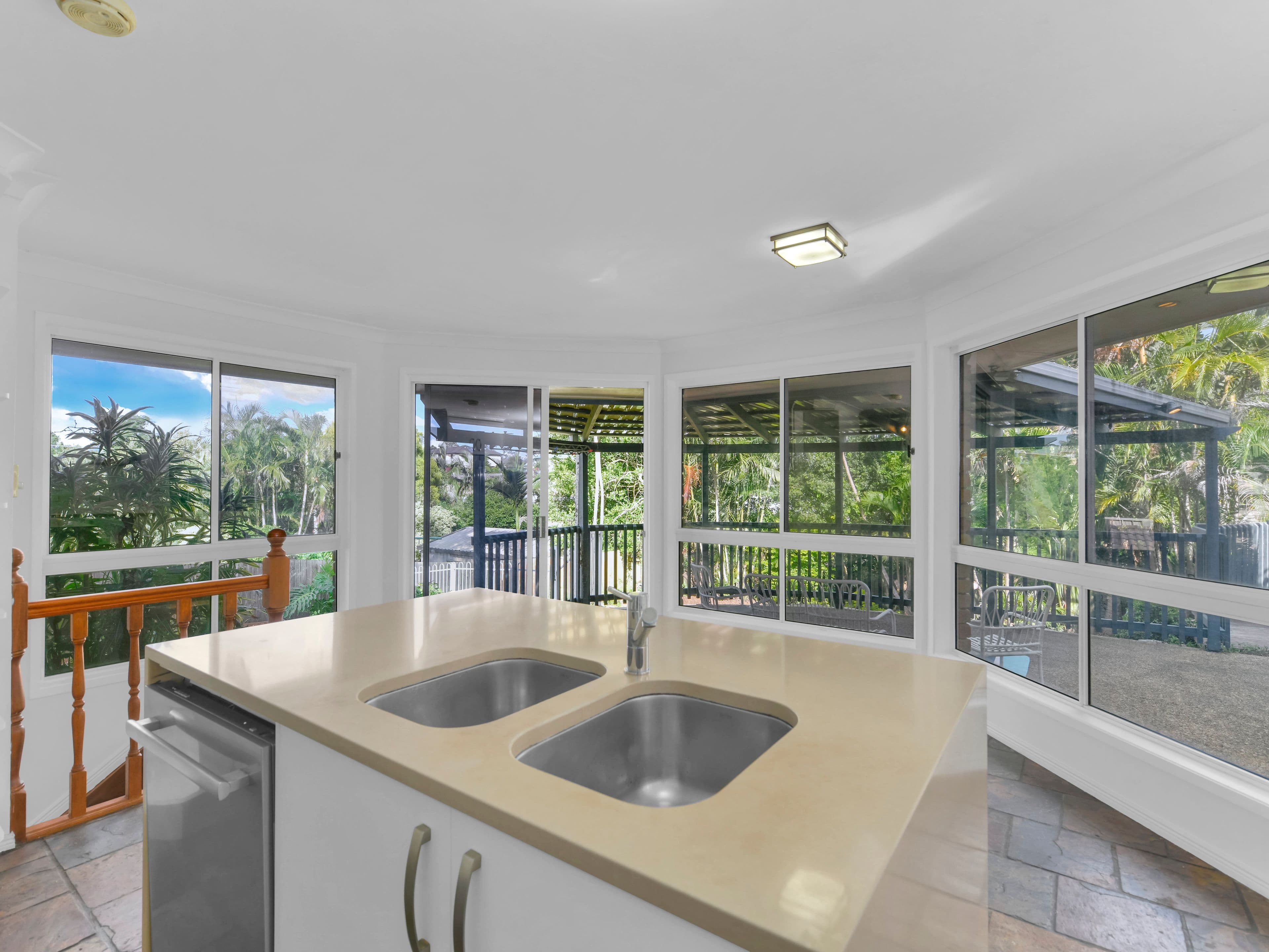 6 Barrett Place, Everton Park QLD 4053, Everton Park - Thumbnail 5