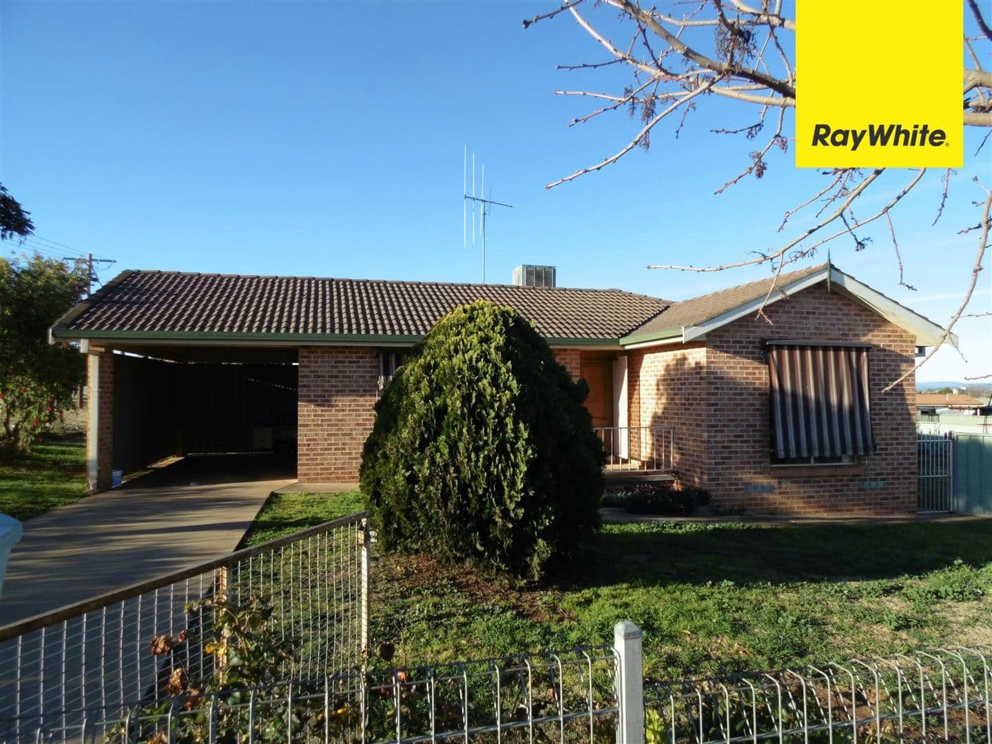 2 Warragrah Place, Parkes - Image 1