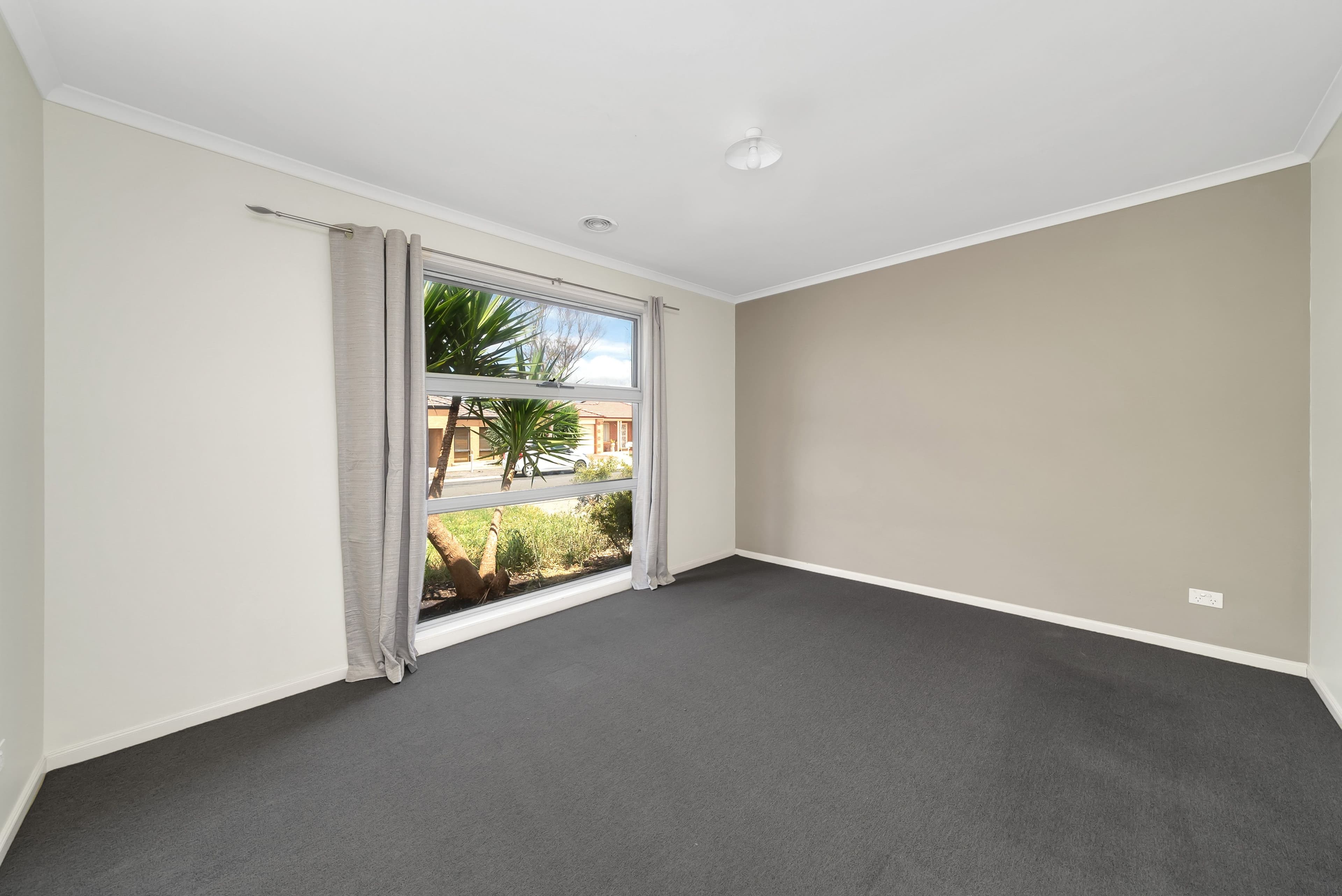 11 Bradman Drive, Tarneit VIC 3029, Tarneit - Thumbnail 4