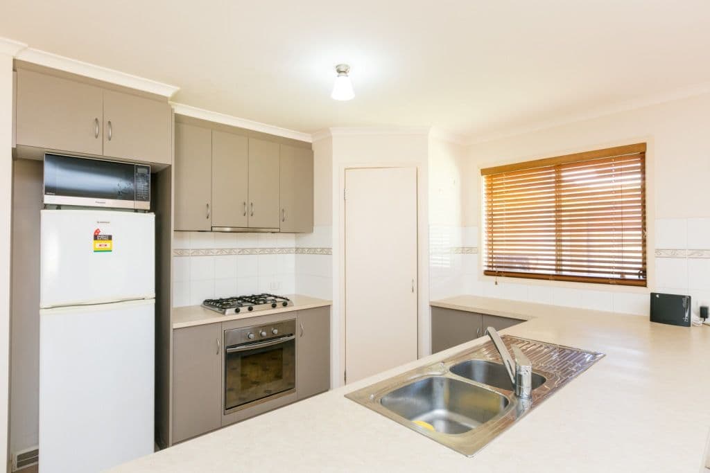 10 Denbeigh Court, Mildura VIC 3500, Mildura - Thumbnail 3