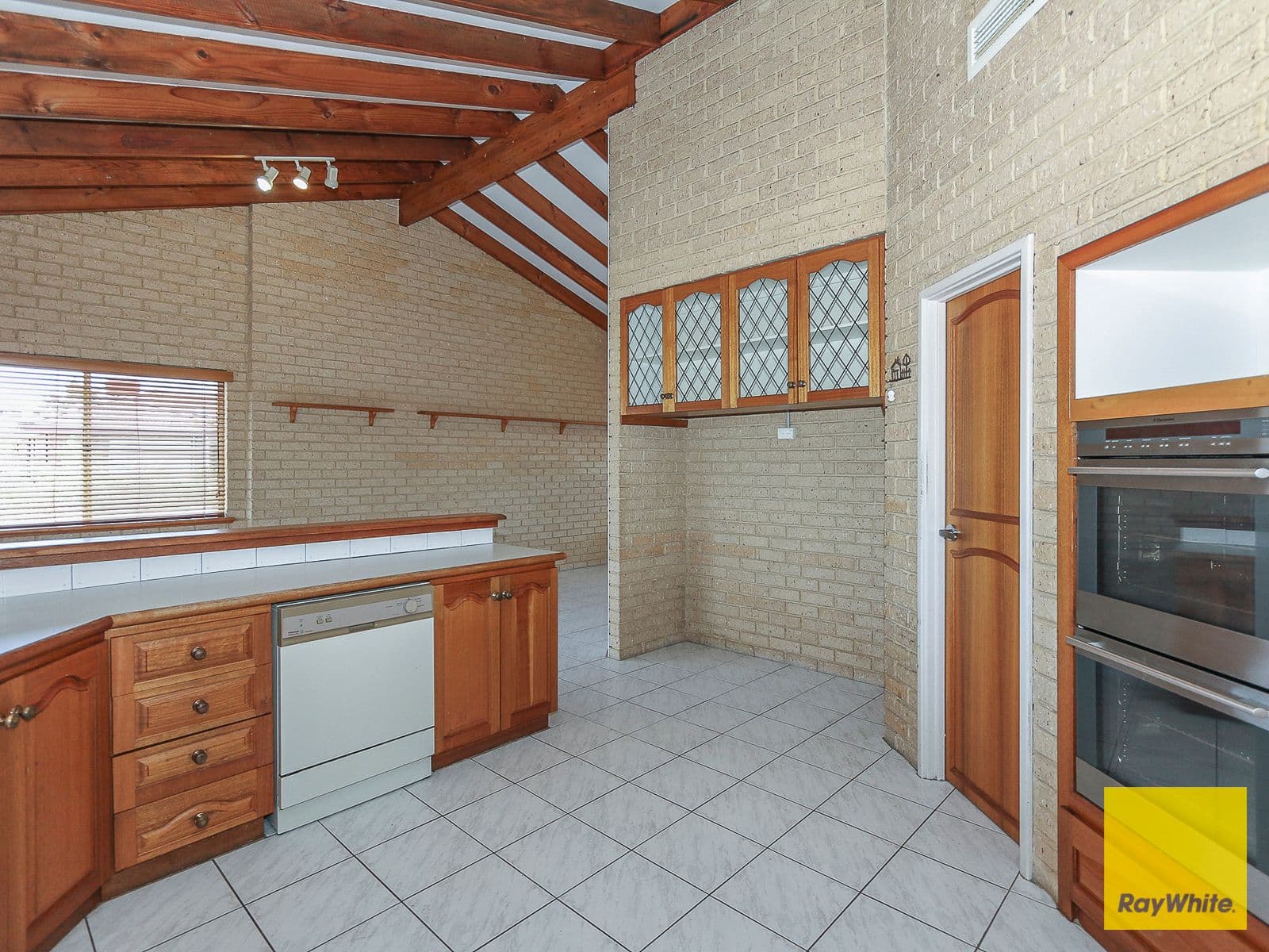 56 Harman Road, Sorrento WA 6020, Sorrento - Thumbnail 8