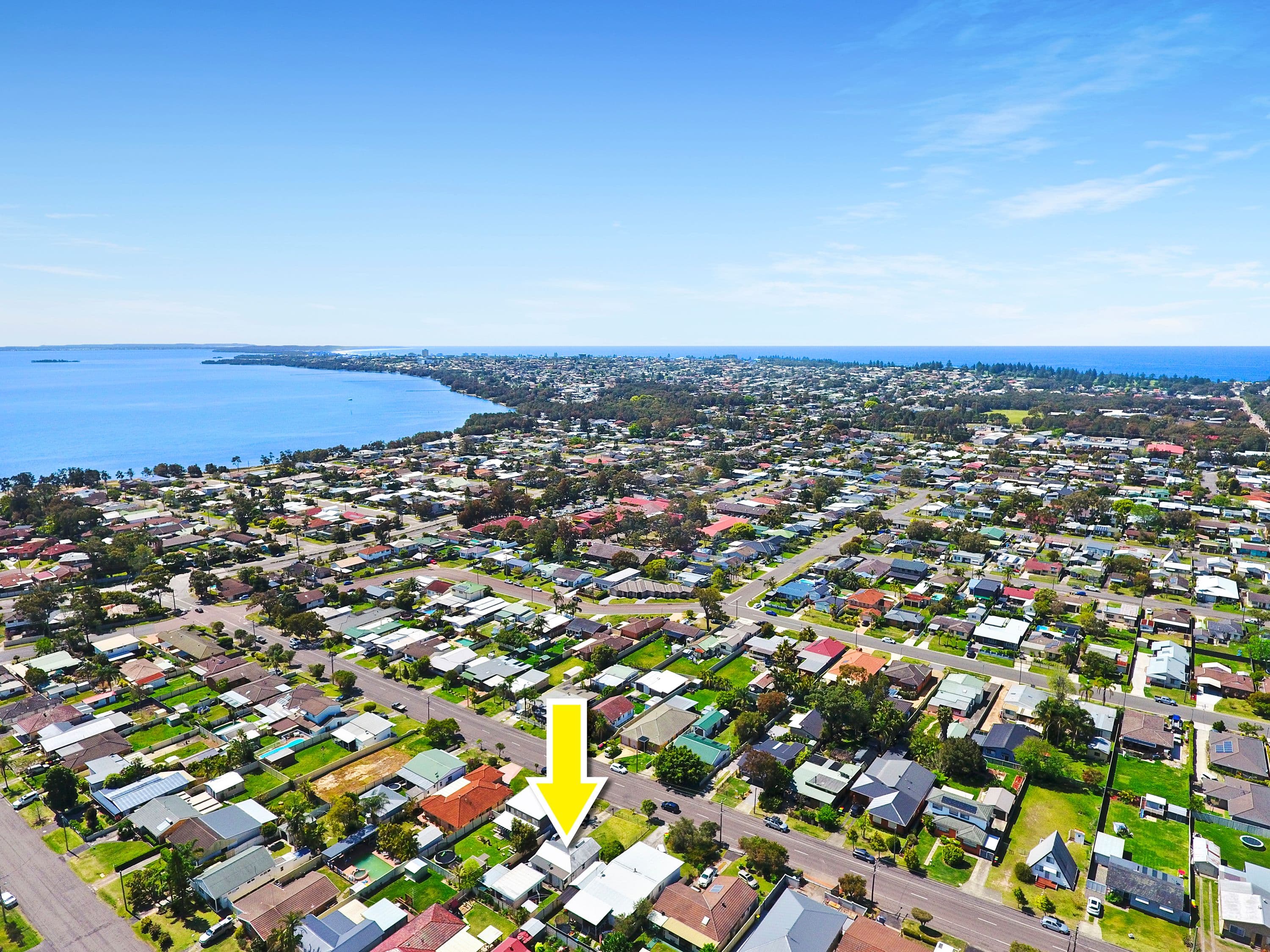 21 Brooke Avenue, Killarney Vale - Image 1