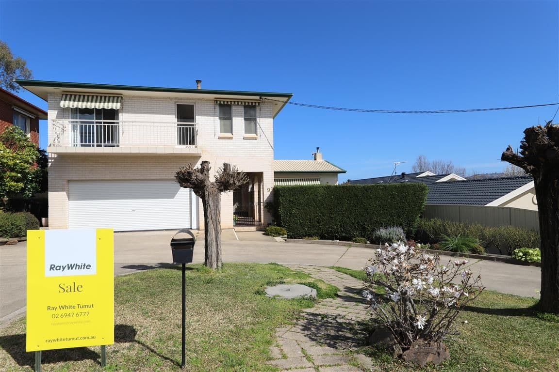 9 Godfrey Street, Tumut NSW 2720, Tumut - Thumbnail 2