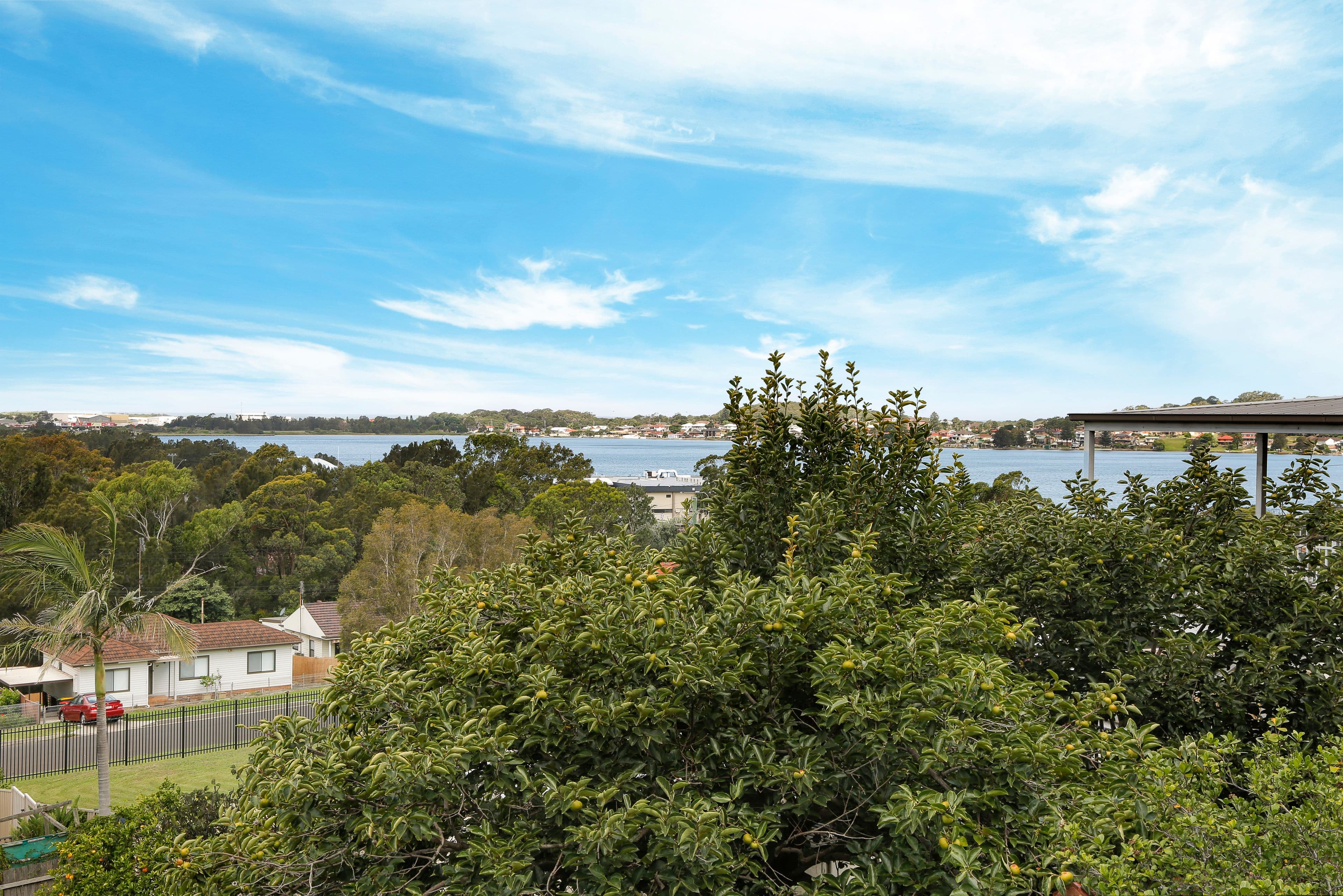21 St Cloud Crescent, Lake Heights - Image 1