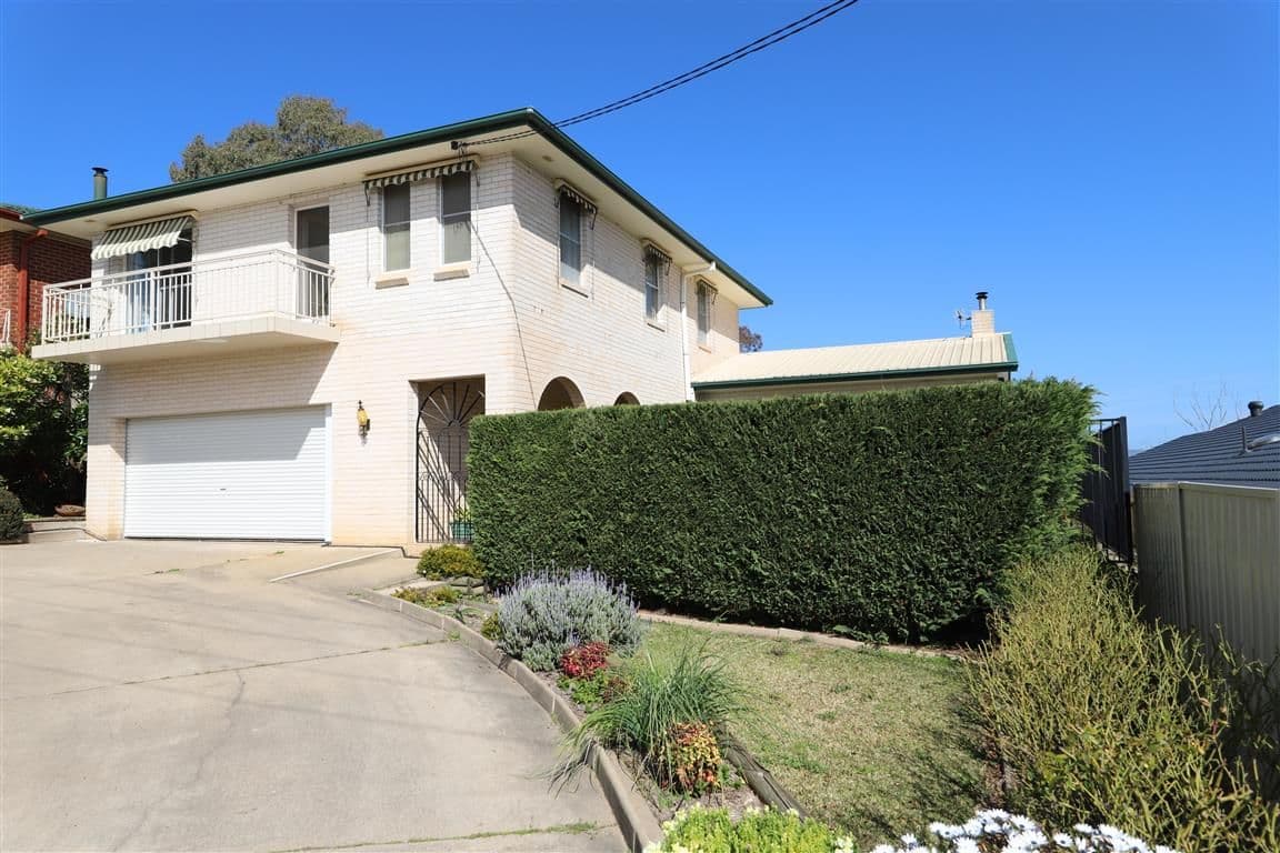 9 Godfrey Street, Tumut NSW 2720, Tumut - Image 1