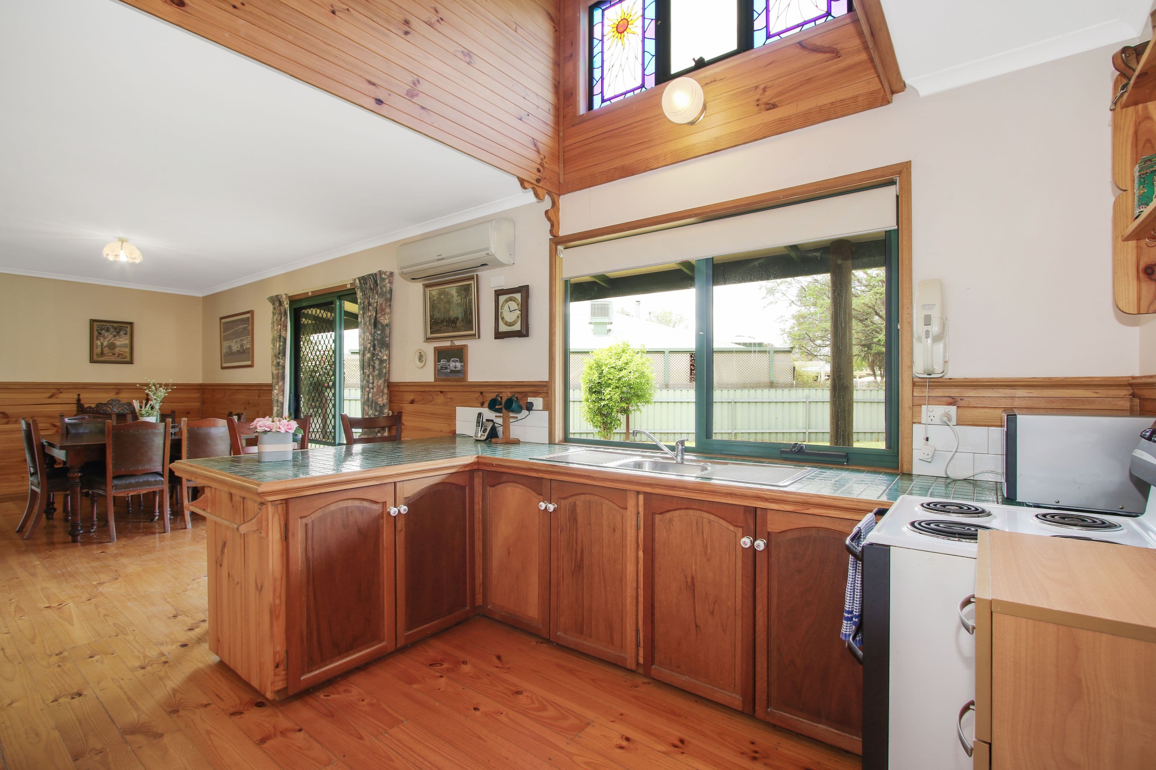 186 Bank Street, Howlong - Thumbnail 2
