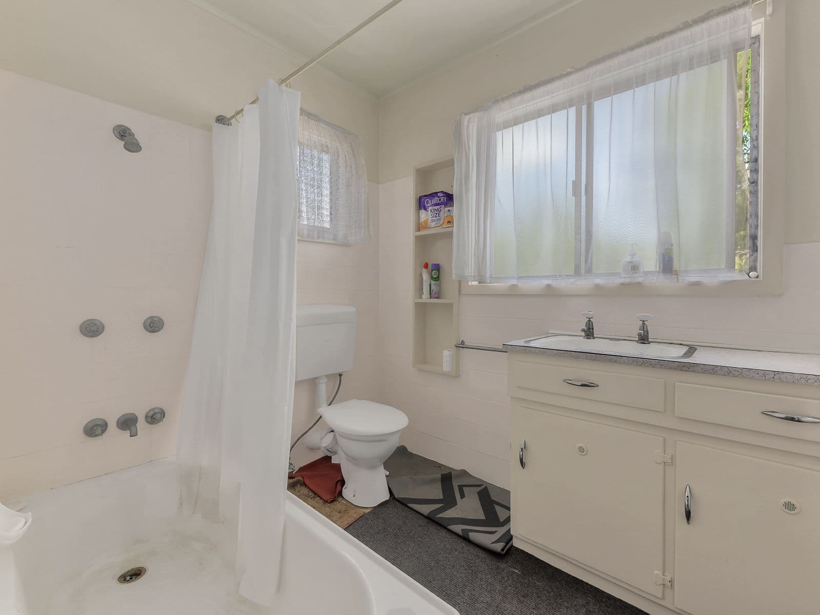 86 Primrose Street, Grange QLD 4051, Grange - Thumbnail 7