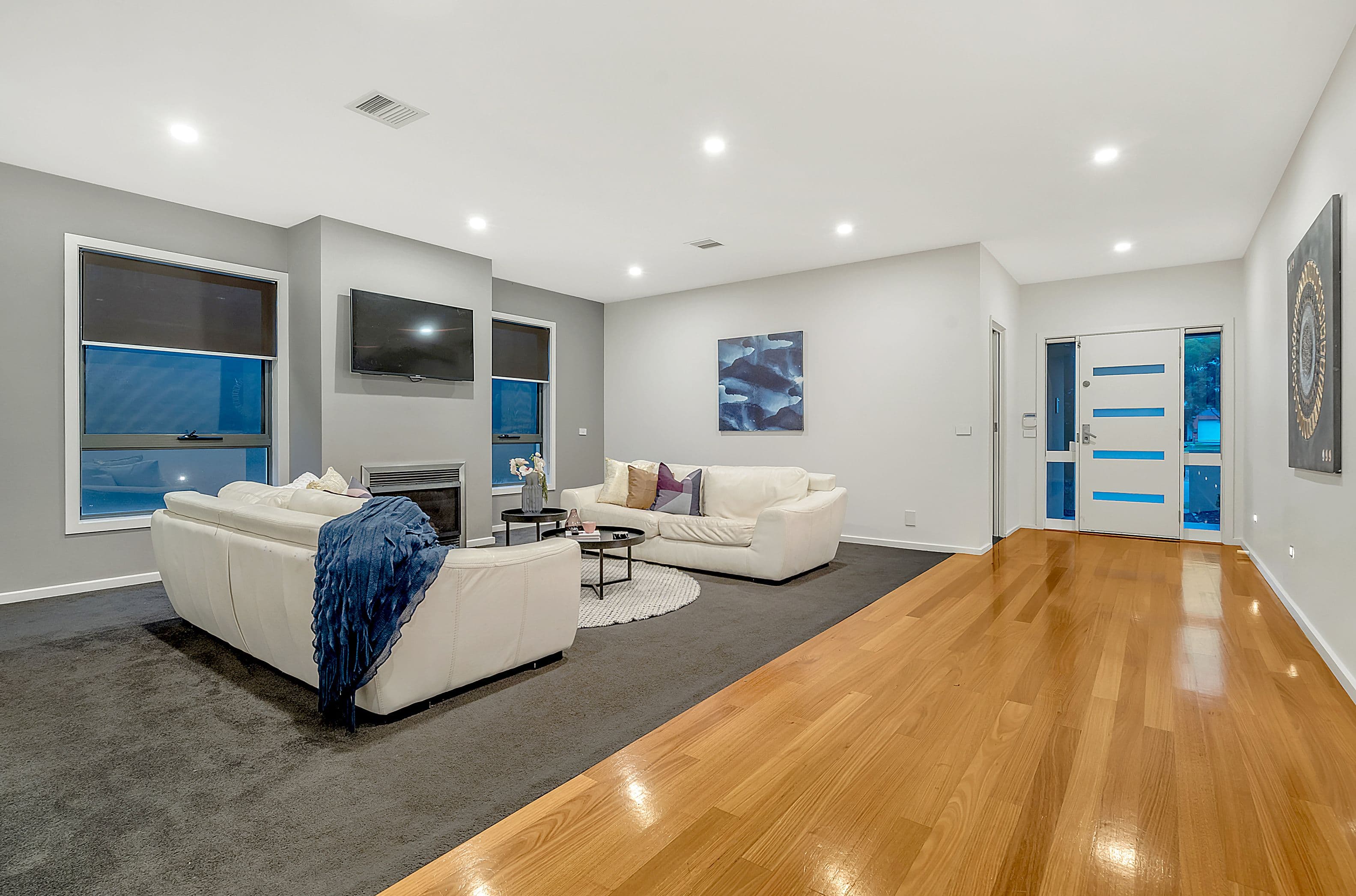 10 Dalwhinnie Crescent, Craigieburn VIC 3064, Craigieburn - Thumbnail 2