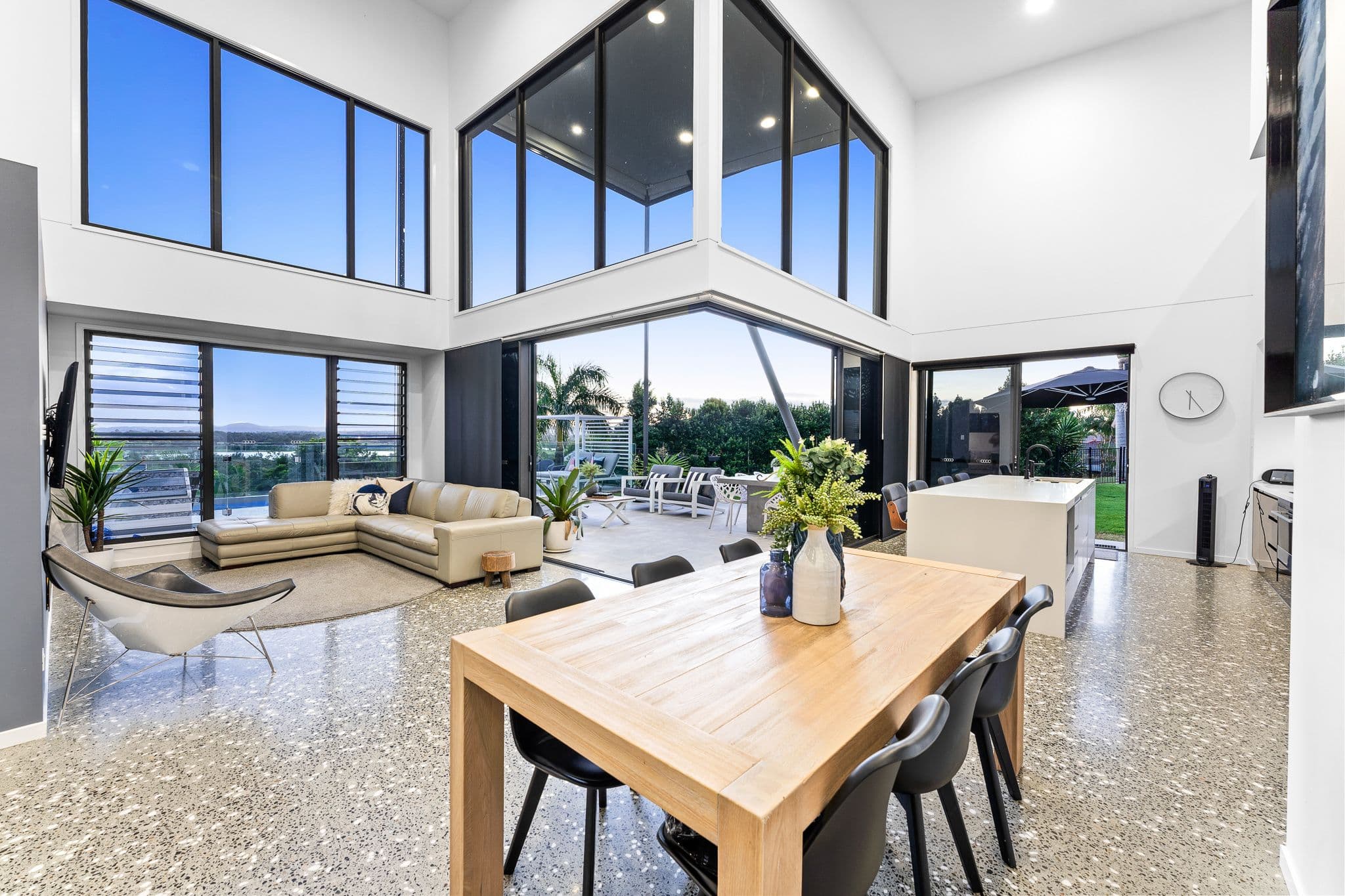 1 Edgewater Court, Murrumba Downs QLD 4503, Murrumba Downs - Thumbnail 2