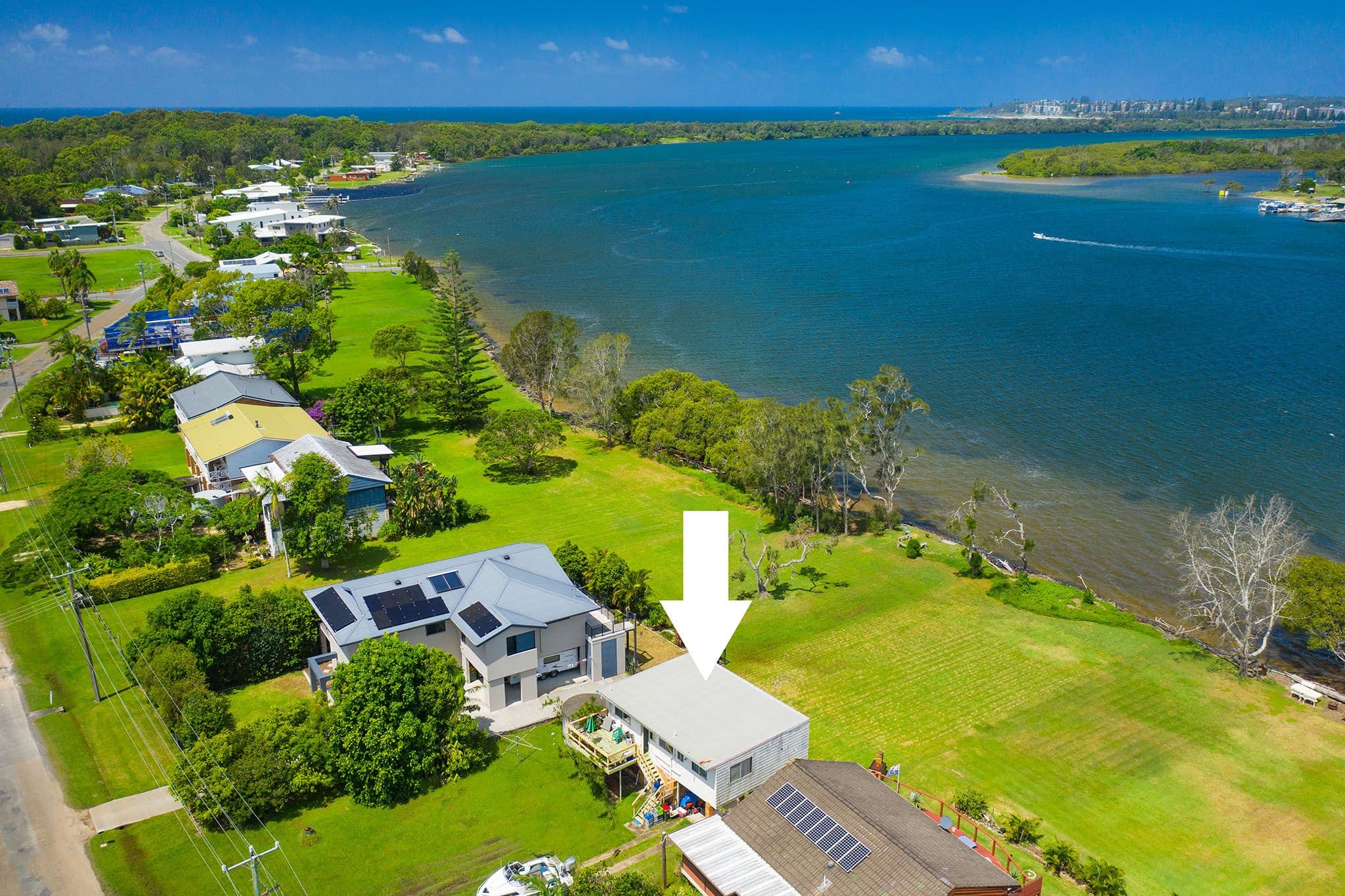 22 Shoreline Drive, Port Macquarie NSW 2444, Port Macquarie - Thumbnail 3