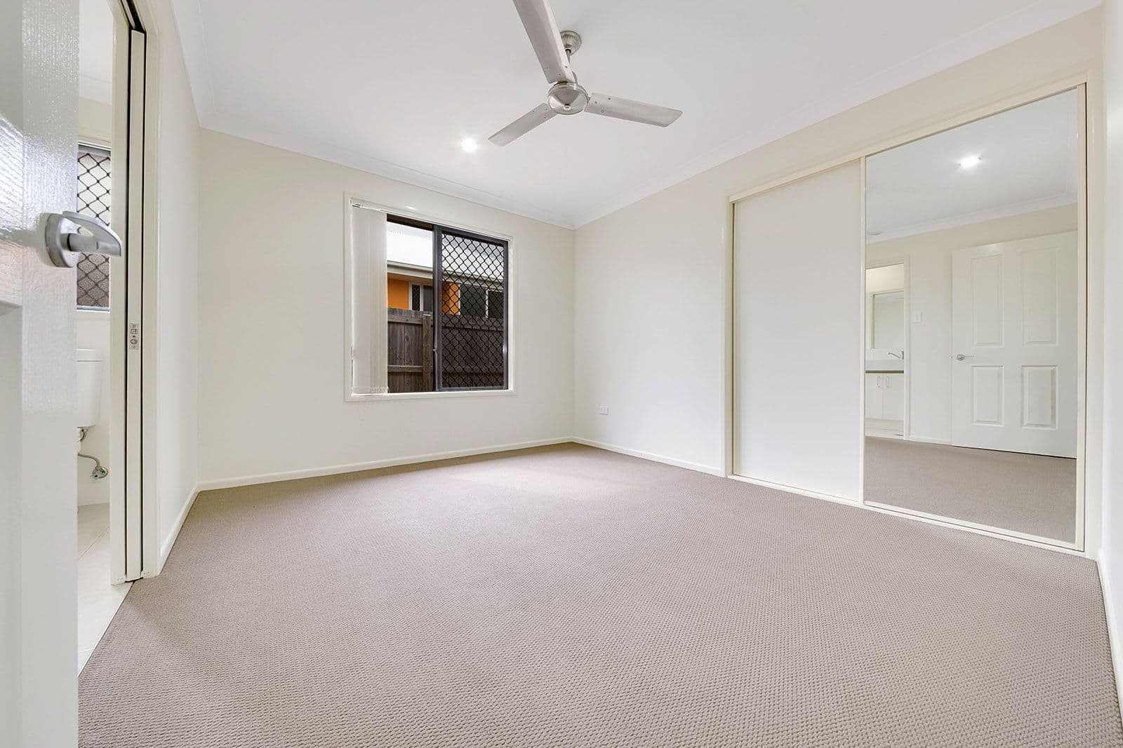 29 Briffney Street, Kirkwood QLD 4680, Kirkwood - Thumbnail 6