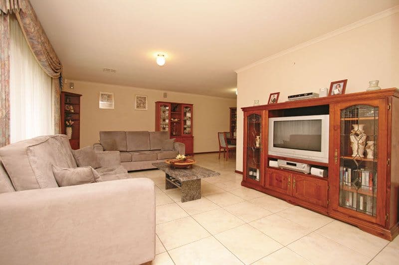 9 Peridot Crescent, Mango Hill, QLD, 4509, Mango Hill - Thumbnail 3