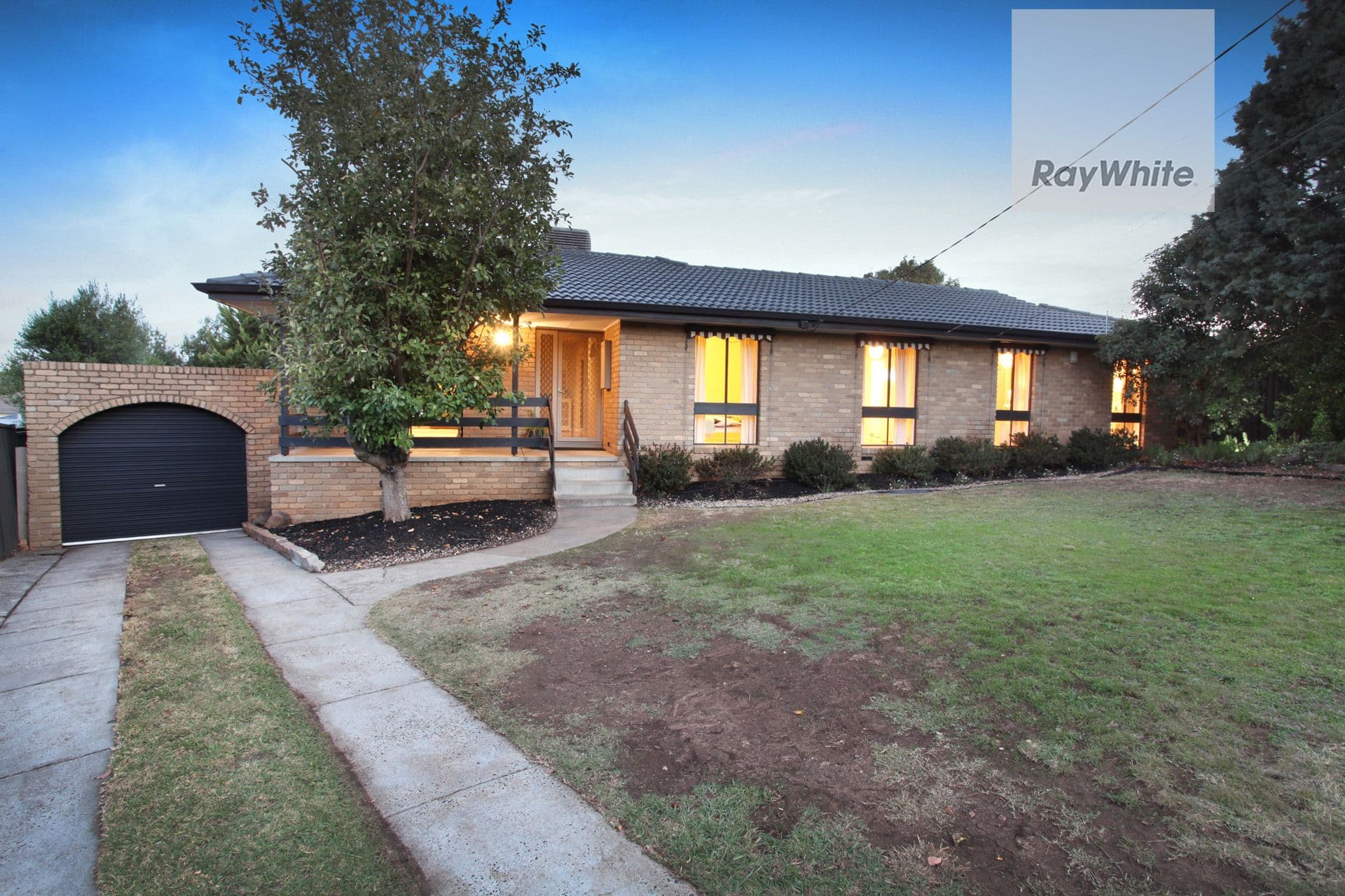 11 Taunton Place, Gladstone Park VIC 3043, Gladstone Park - Image 1
