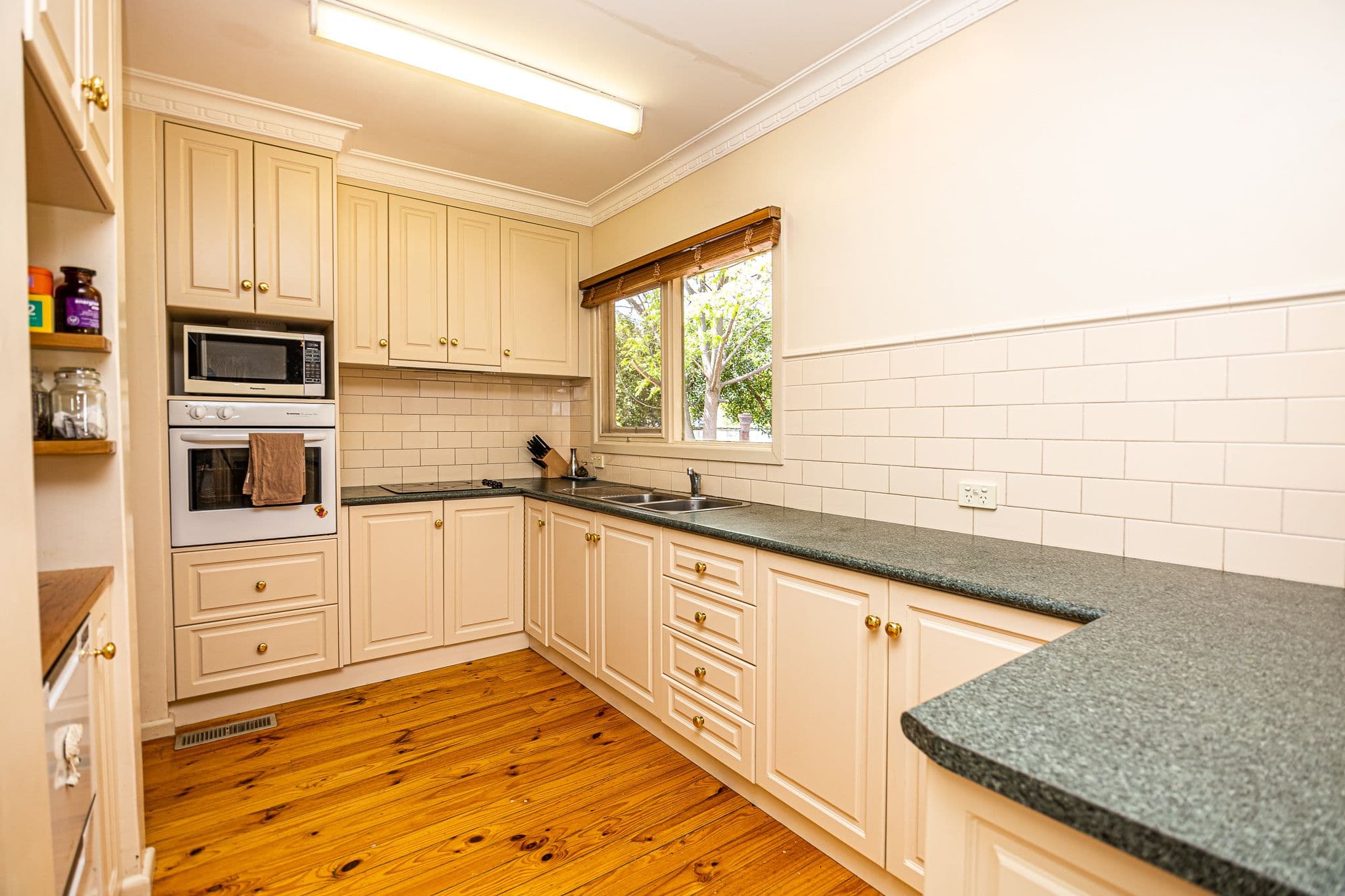 36 Valentine Avenue, Horsham VIC 3400, Horsham - Thumbnail 5