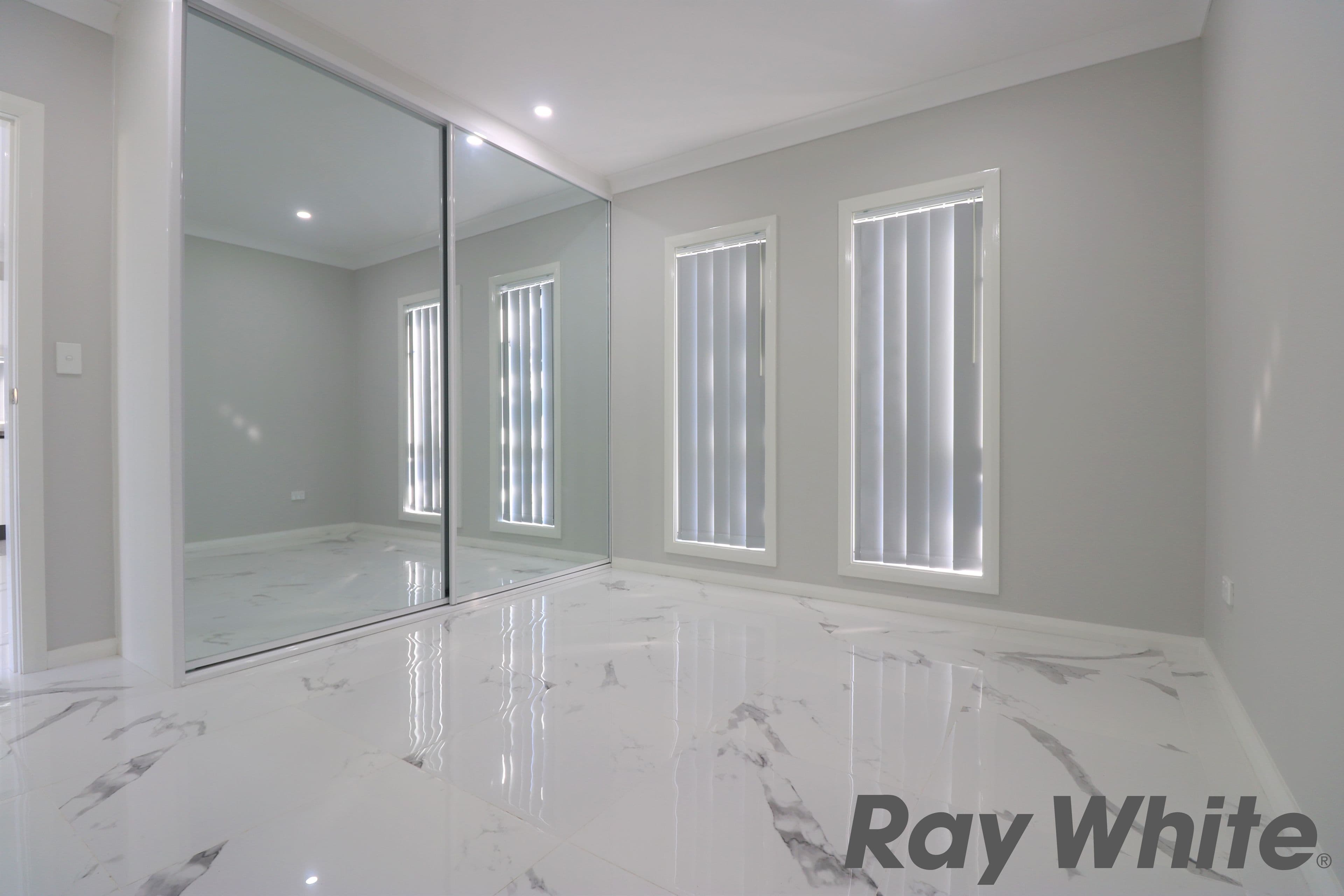 5A Savery Place, Fairfield West NSW 2165, Fairfield West - Thumbnail 4