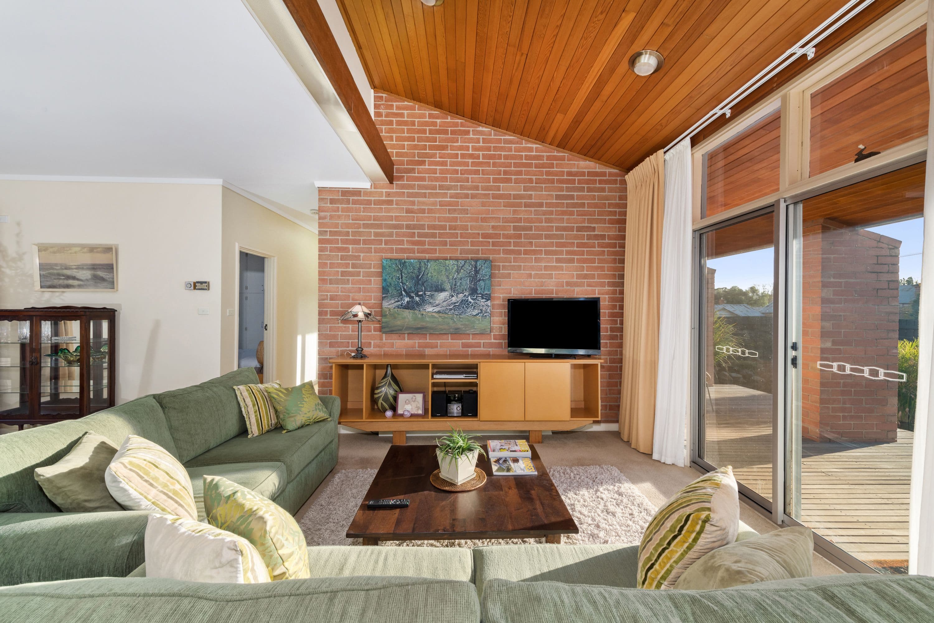 66 Broadway, Dunolly VIC 3472, Dunolly - Thumbnail 2