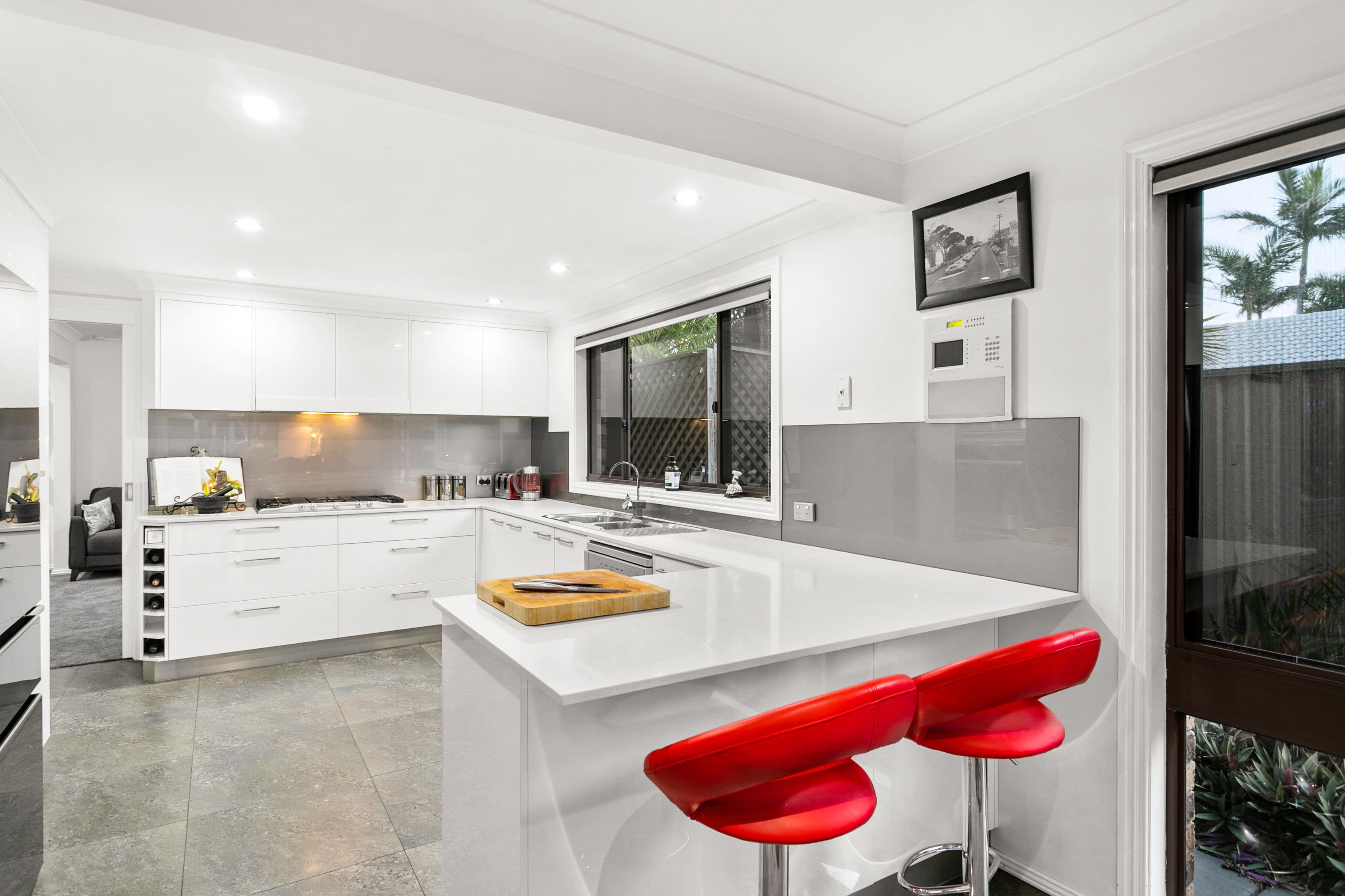 19 Resolute Court, Newport QLD 4020, Newport - Thumbnail 8
