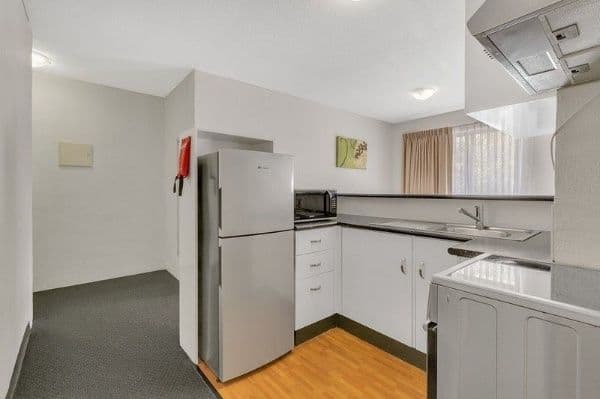 (R233) 102/255 Hindley Street, Adelaide SA 5000, Adelaide - Thumbnail 2